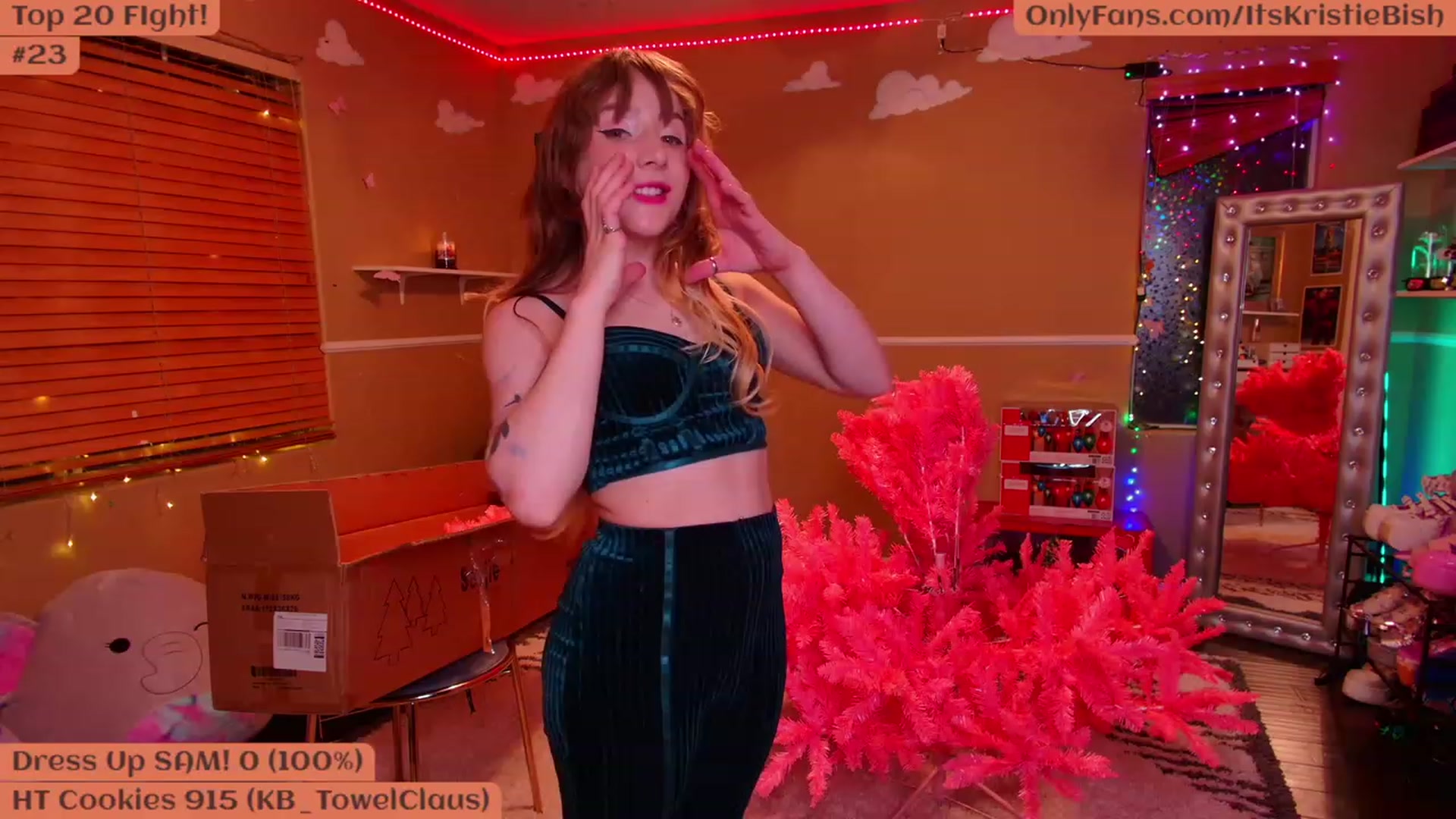 Gallery image thumbnail from CamilysGiving's myfreecams stream on, 11/27/2022, 06:12 image 14 of 20