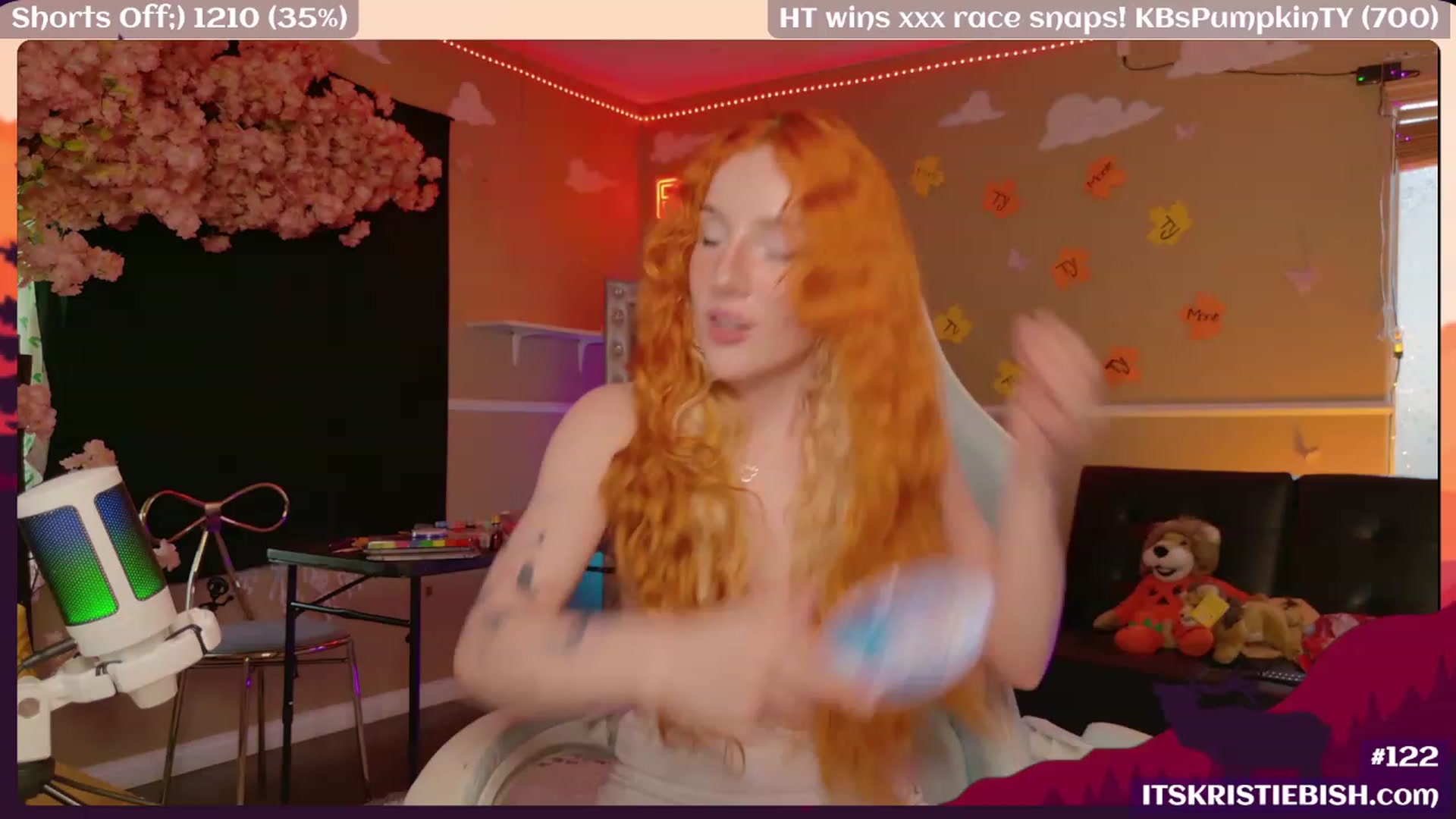 Gallery image thumbnail from CamilysGiving's myfreecams stream on, 11/17/2023, 24:42 image 11 of 20