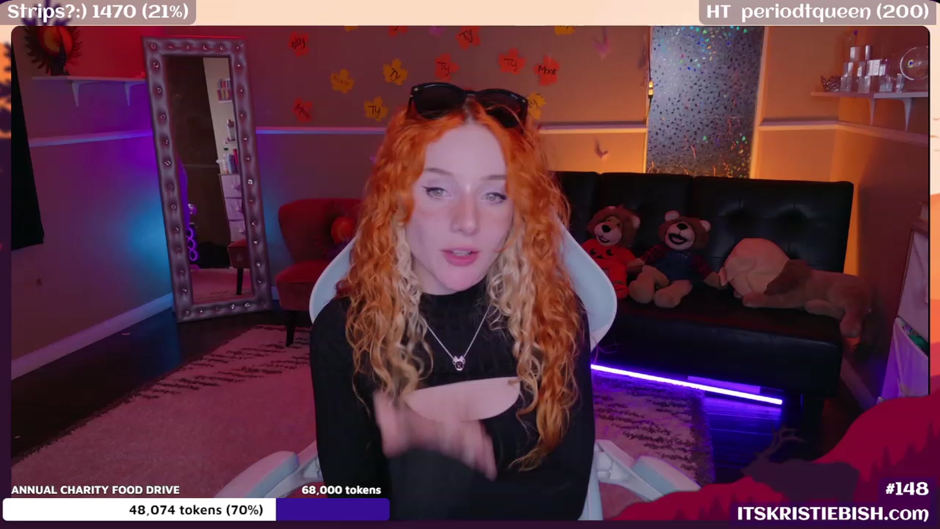 Gallery image thumbnail from CamilysGiving's myfreecams stream on, 11/21/2023, 07:14 image 7 of 20
