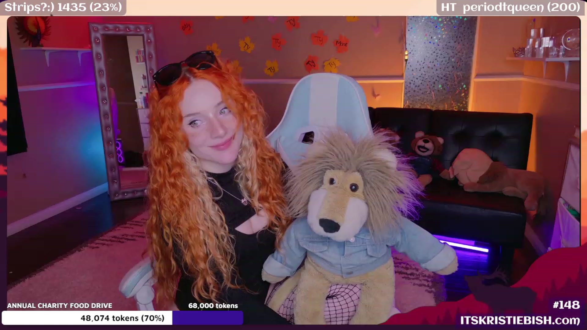 Gallery image thumbnail from CamilysGiving's myfreecams stream on, 11/21/2023, 07:14 image 9 of 20