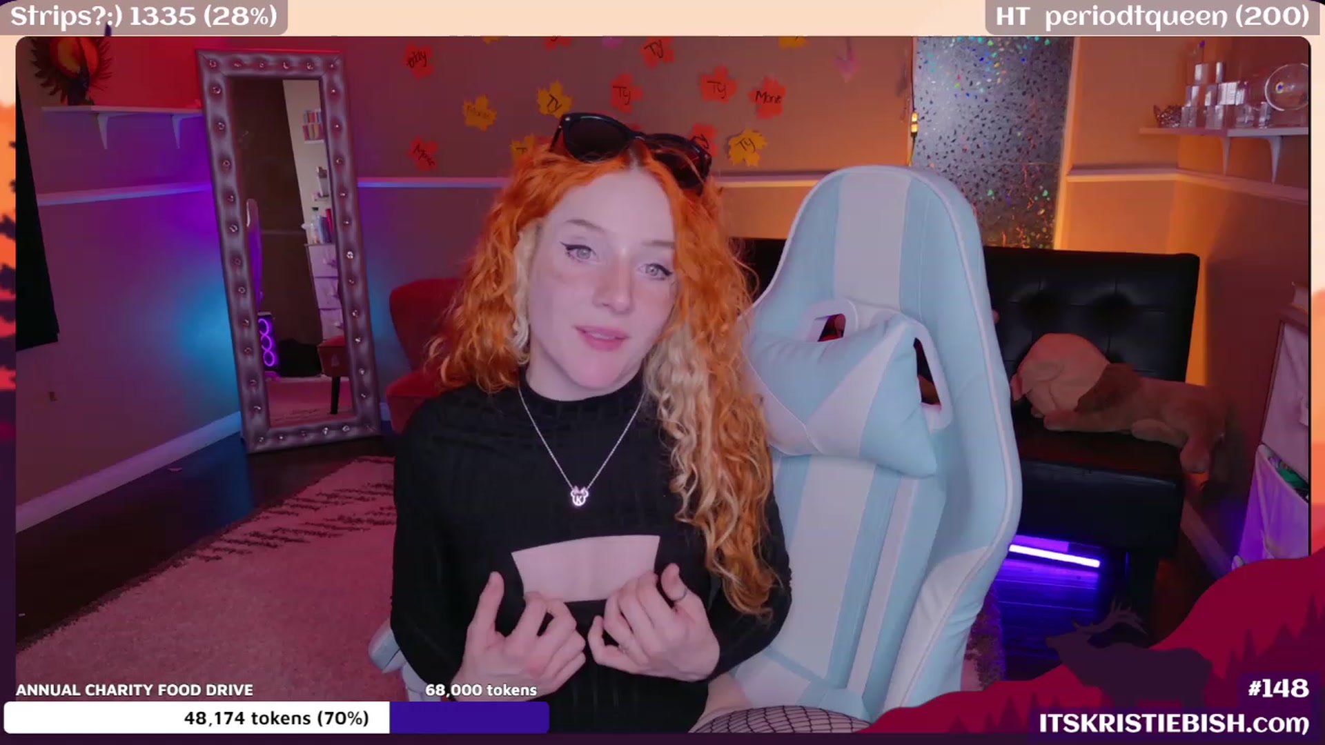 Gallery image thumbnail from CamilysGiving's myfreecams stream on, 11/21/2023, 07:14 image 12 of 20