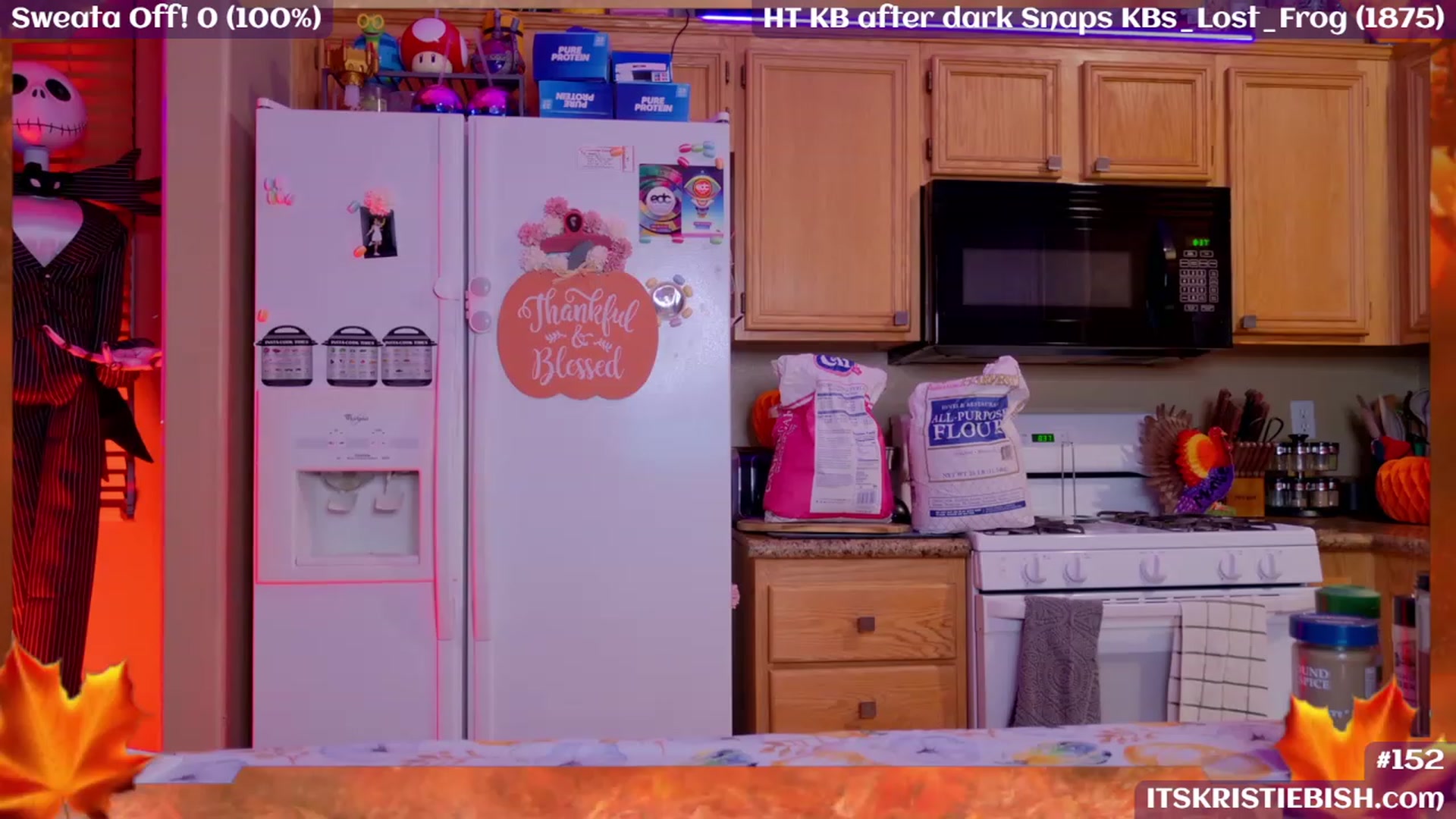 Gallery image thumbnail from CamilysGiving's myfreecams stream on, 11/23/2023, 05:20 image 10 of 20