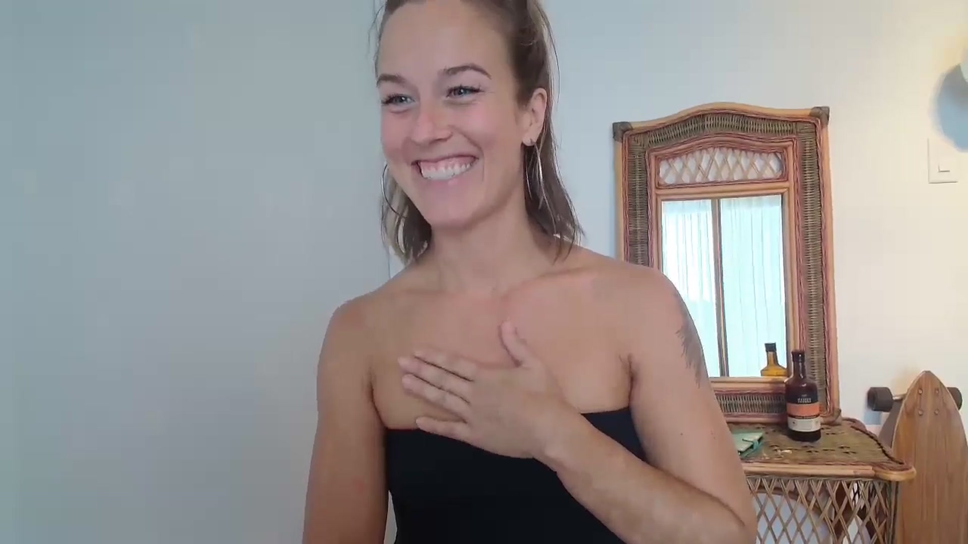 Gallery image thumbnail from CammyCaptain's myfreecams stream on, 09/03/2024, 20:31 image 17 of 20