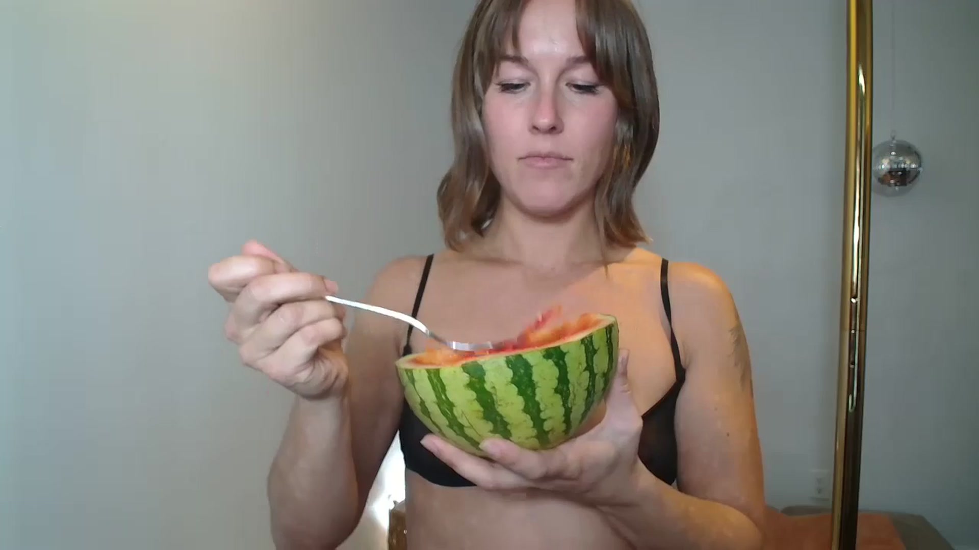 Gallery image thumbnail from CammyCaptain's myfreecams stream on, 09/15/2024, 19:25 image 18 of 20