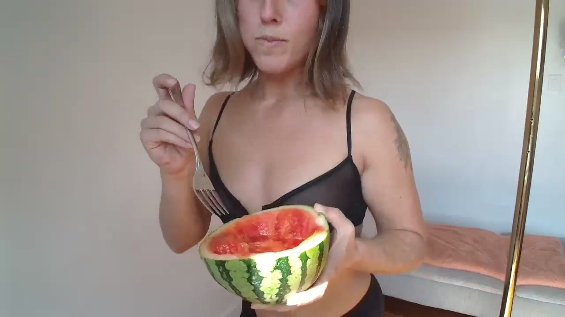Gallery image thumbnail from CammyCaptain's myfreecams stream on, 09/15/2024, 19:25 image 11 of 20