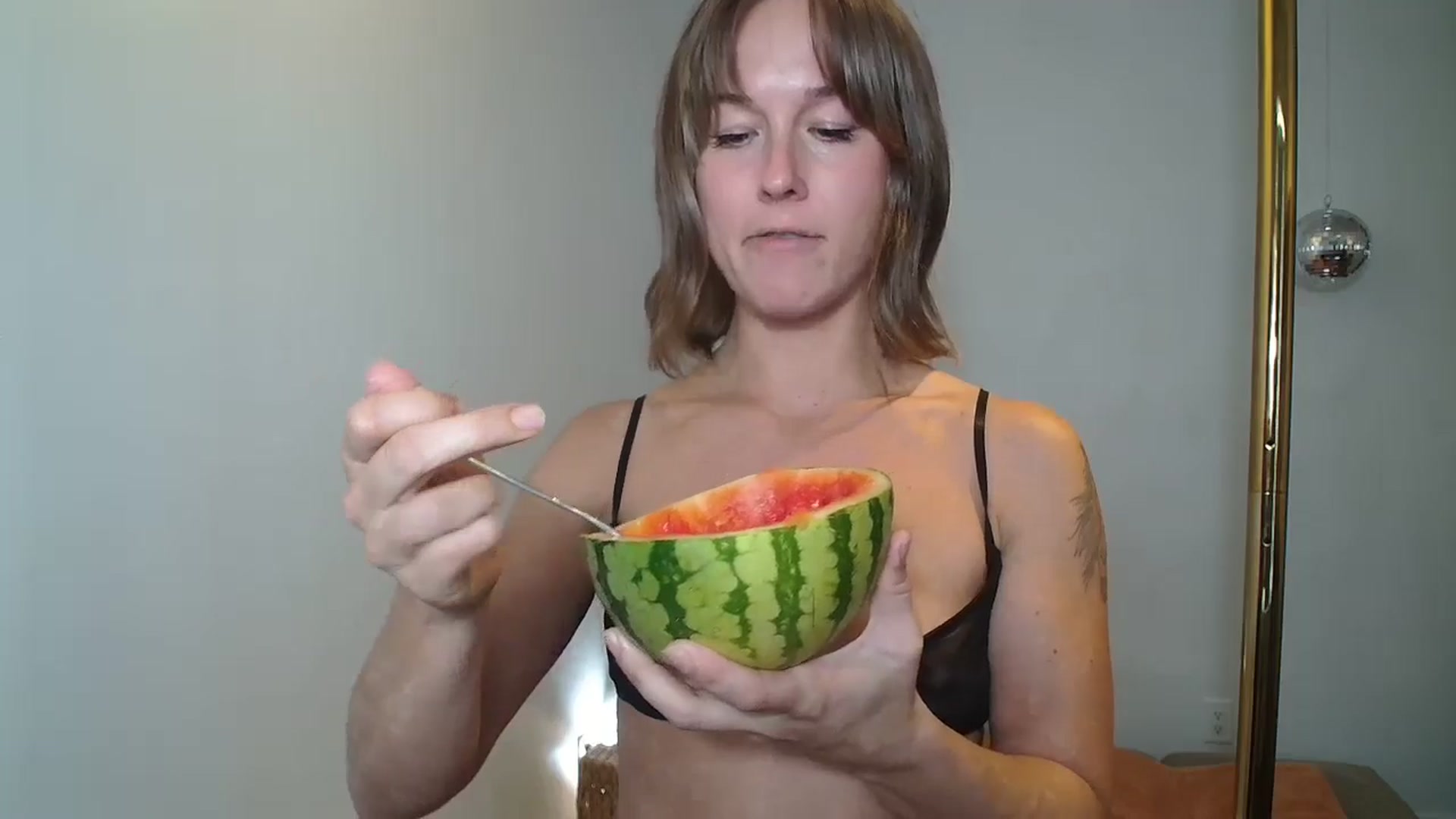 Gallery image thumbnail from CammyCaptain's myfreecams stream on, 09/15/2024, 19:25 image 19 of 20