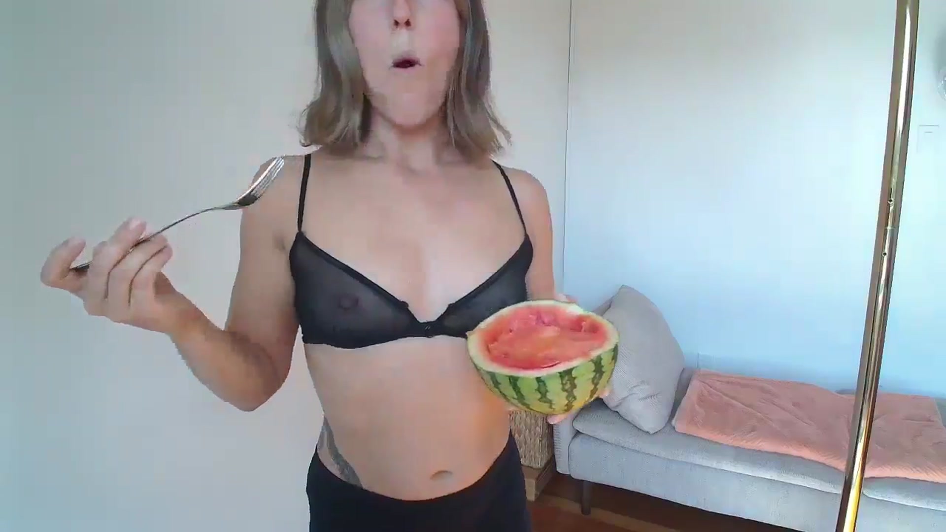 Gallery image thumbnail from CammyCaptain's myfreecams stream on, 09/15/2024, 19:25 image 9 of 20