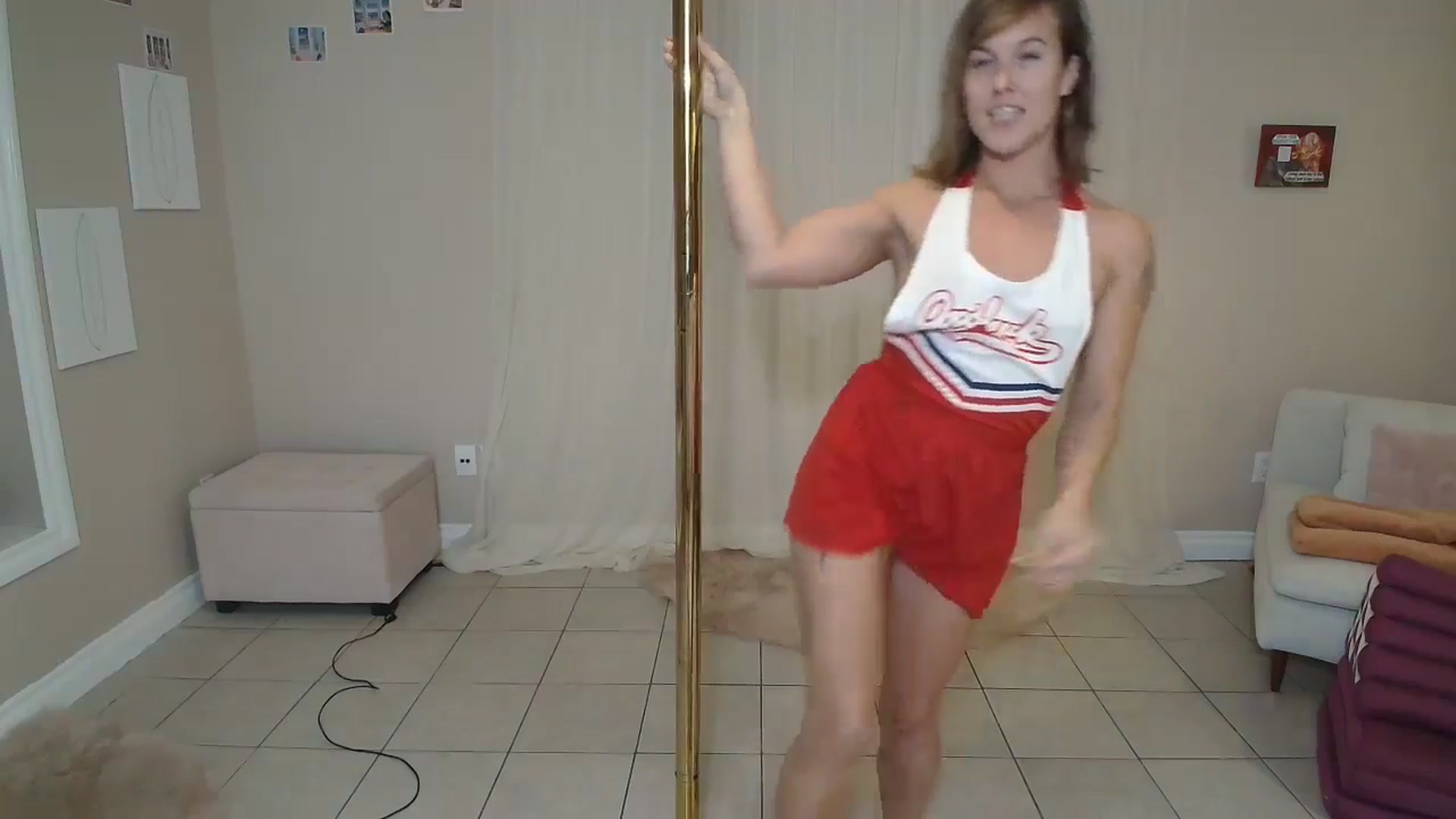 Gallery image thumbnail from CammyCaptain's myfreecams stream on, 10/21/2024, 01:17 image 7 of 20