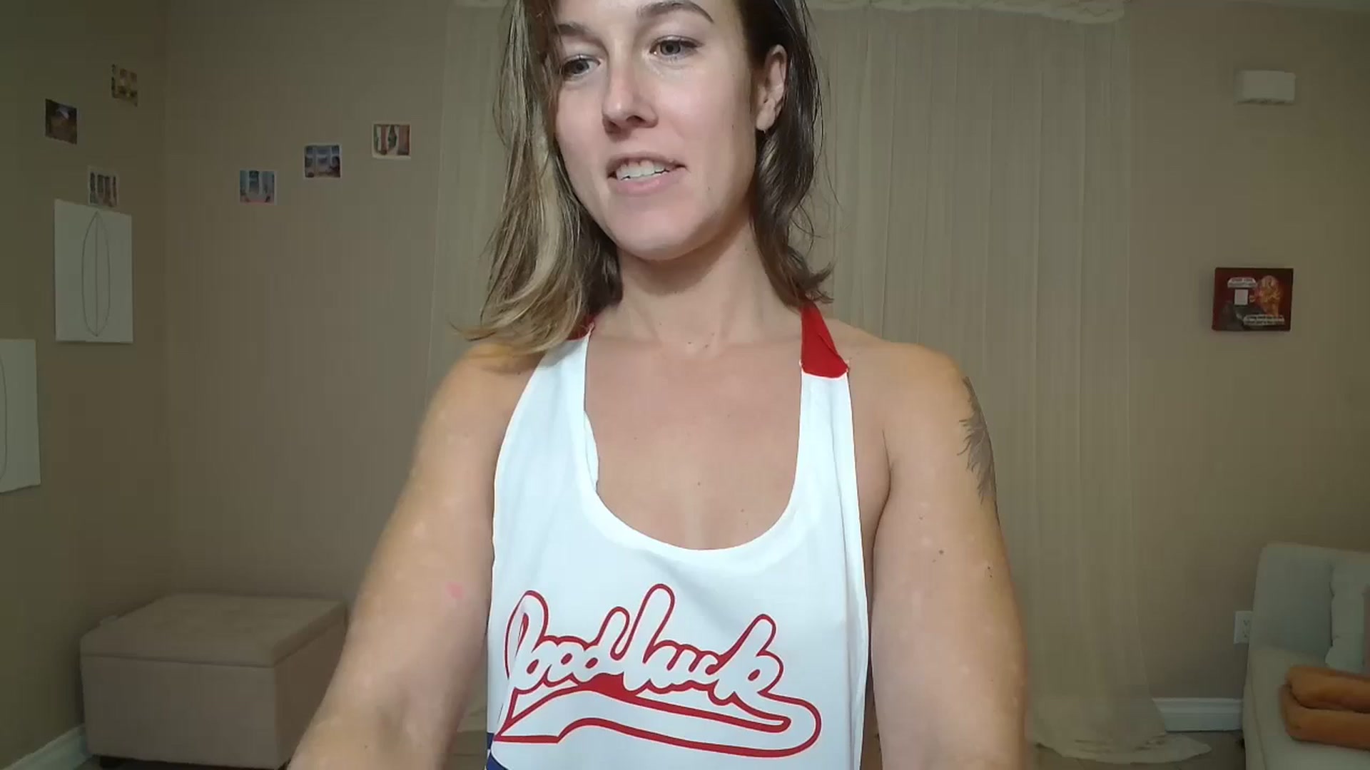 Gallery image thumbnail from CammyCaptain's myfreecams stream on, 10/21/2024, 01:17 image 6 of 20