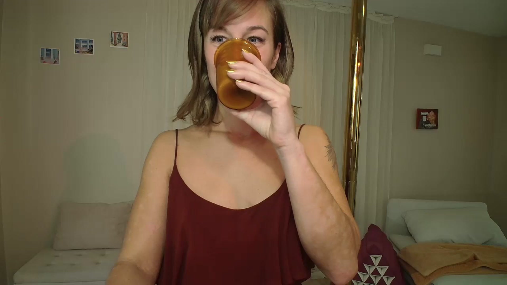 Gallery image thumbnail from CammyCaptain's myfreecams stream on, 10/24/2024, 18:12 image 15 of 20