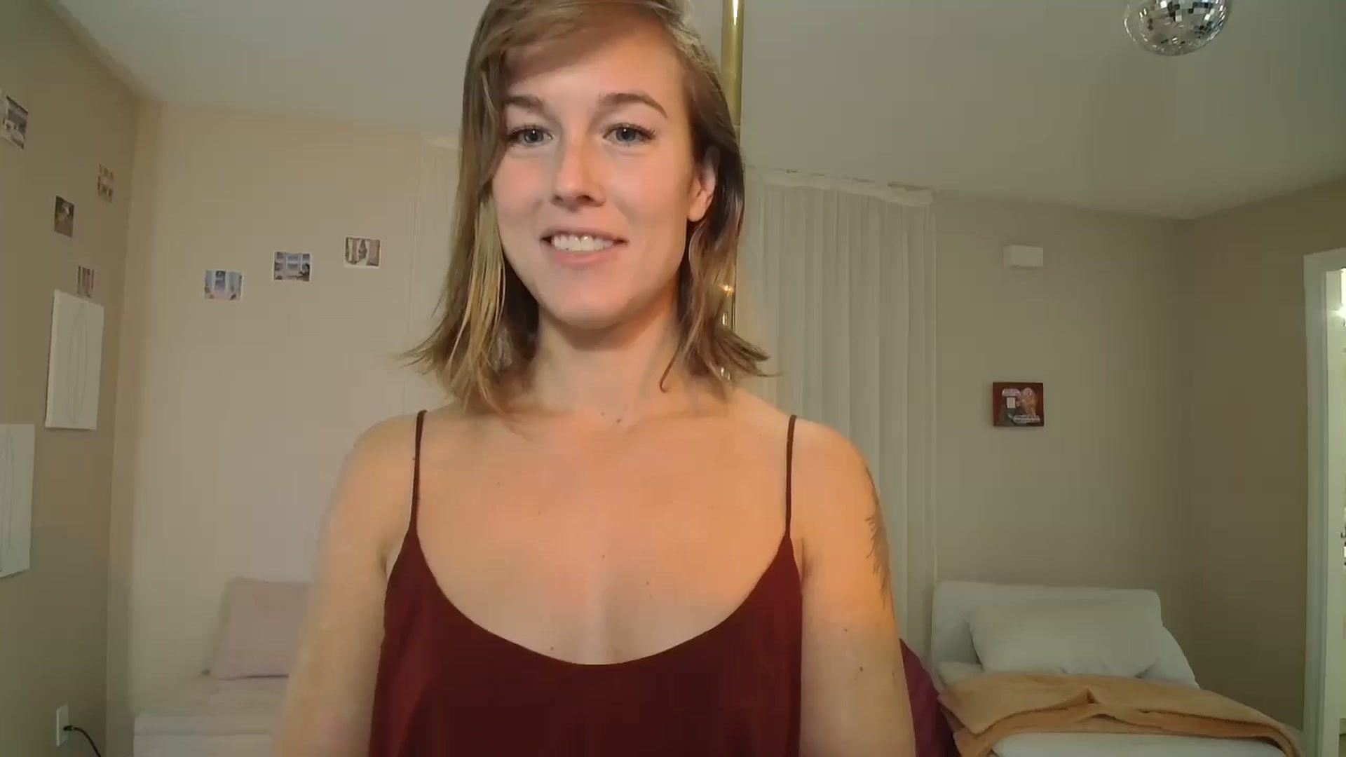 Gallery image thumbnail from CammyCaptain's myfreecams stream on, 10/24/2024, 18:12 image 1 of 20