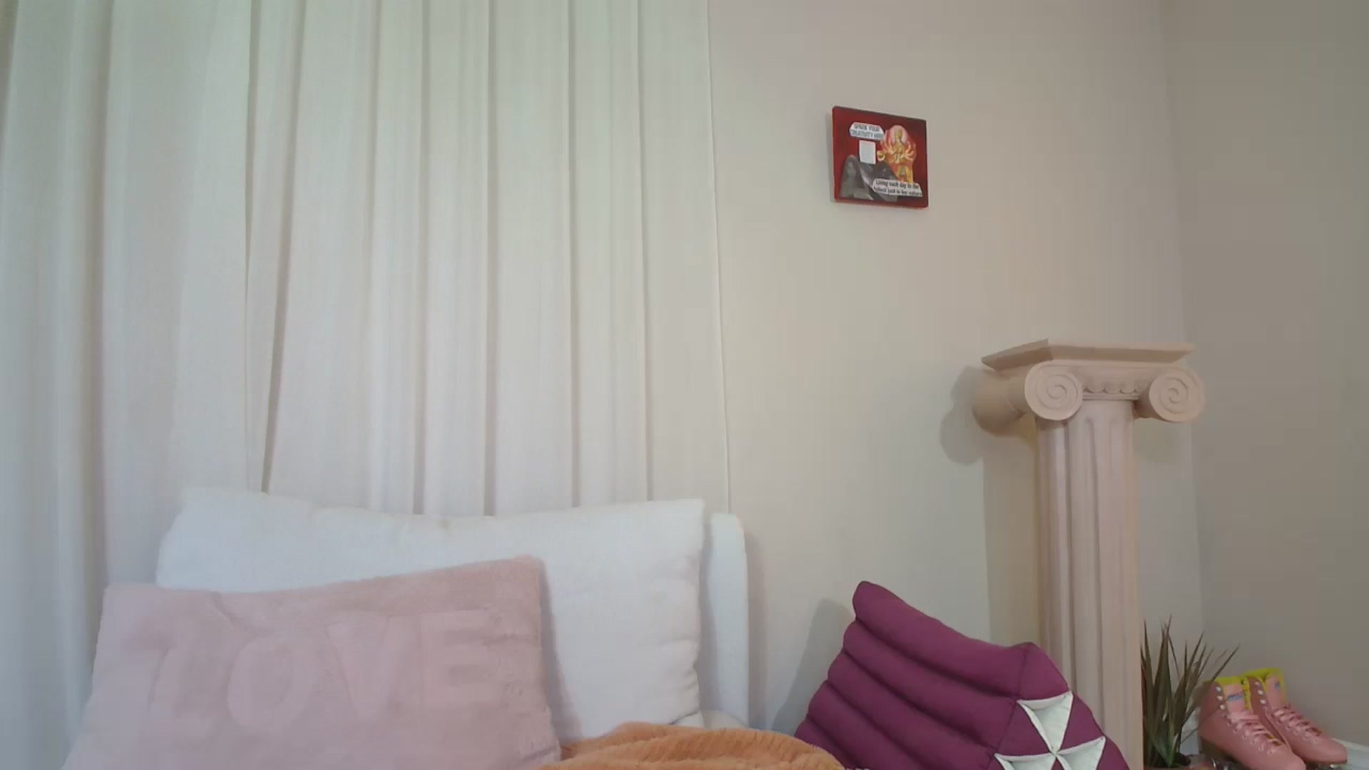 Gallery image thumbnail from CammyCaptain's myfreecams stream on, 10/25/2024, 18:53 image 2 of 20