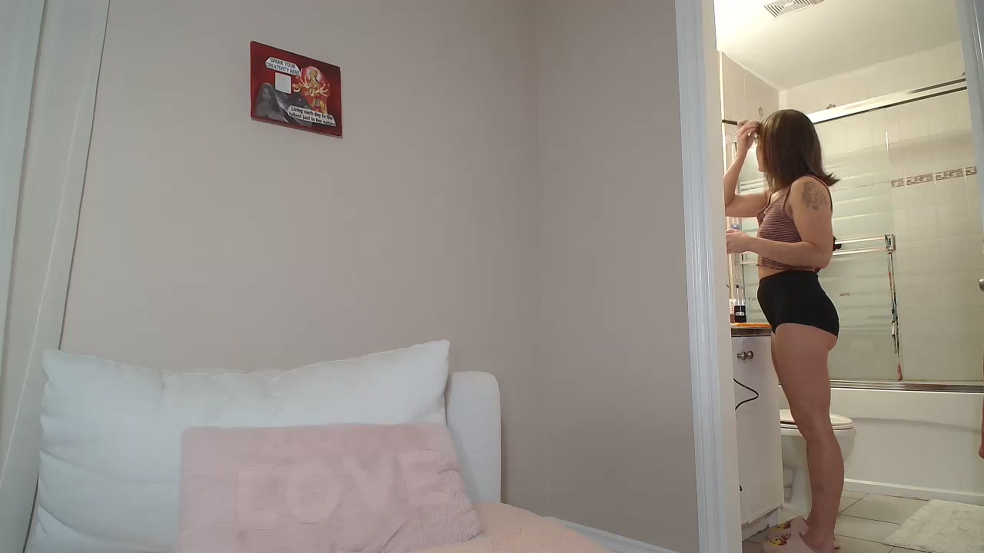 Gallery image thumbnail from CammyCaptain's myfreecams stream on, 11/03/2024, 17:00 image 4 of 20
