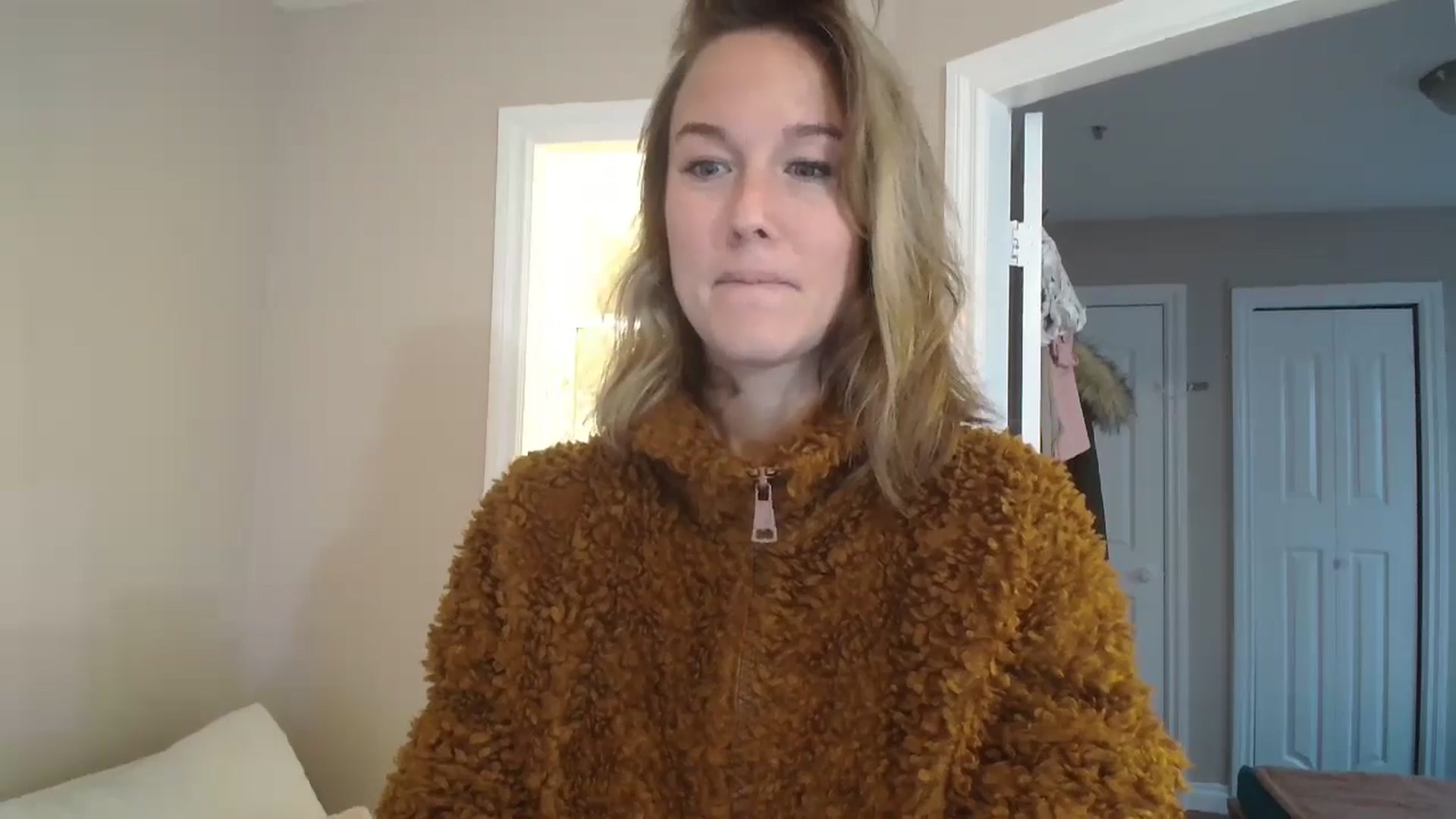 Gallery image thumbnail from CammyCaptain's myfreecams stream on, 11/13/2024, 18:14 image 19 of 20