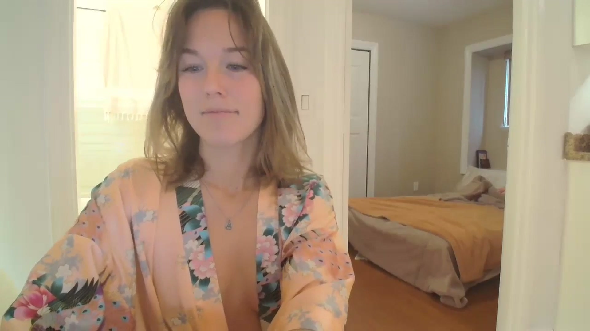 Gallery image thumbnail from CammyCaptain's myfreecams stream on, 11/23/2024, 17:01 image 15 of 20
