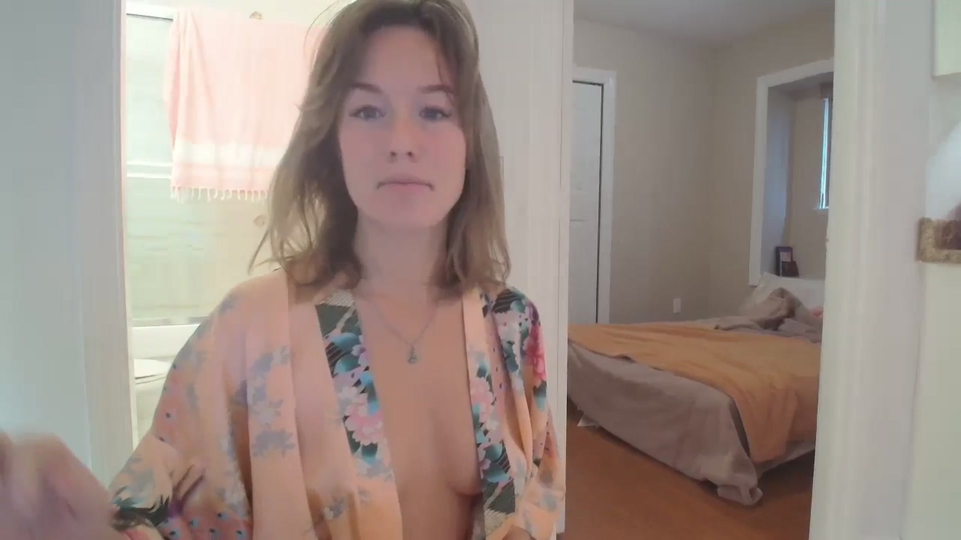 Gallery image thumbnail from CammyCaptain's myfreecams stream on, 11/23/2024, 17:01 image 14 of 20