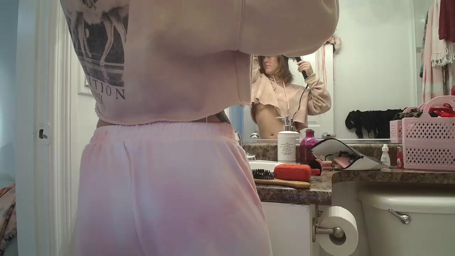 Gallery image thumbnail from CammyCaptain's myfreecams stream on, 12/01/2024, 17:47 image 3 of 20