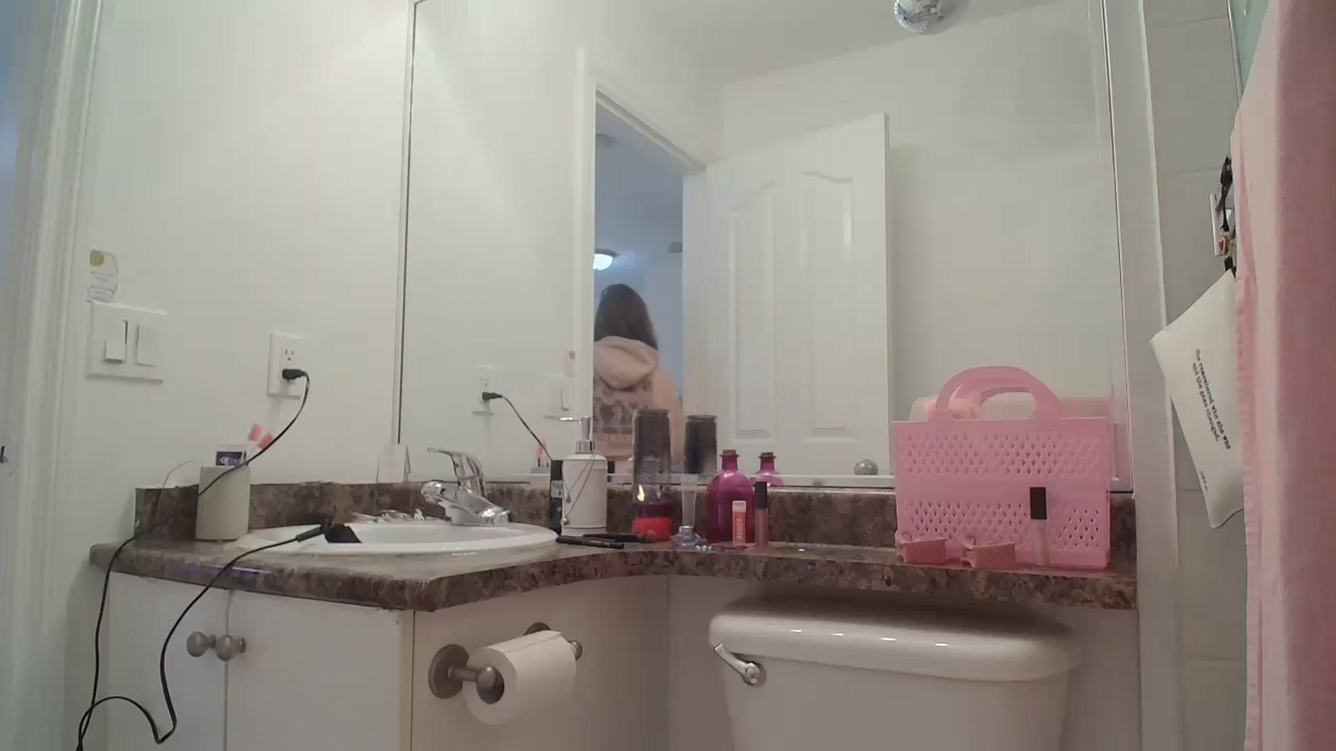 Gallery image thumbnail from CammyCaptain's myfreecams stream on, 12/02/2024, 17:12 image 1 of 20