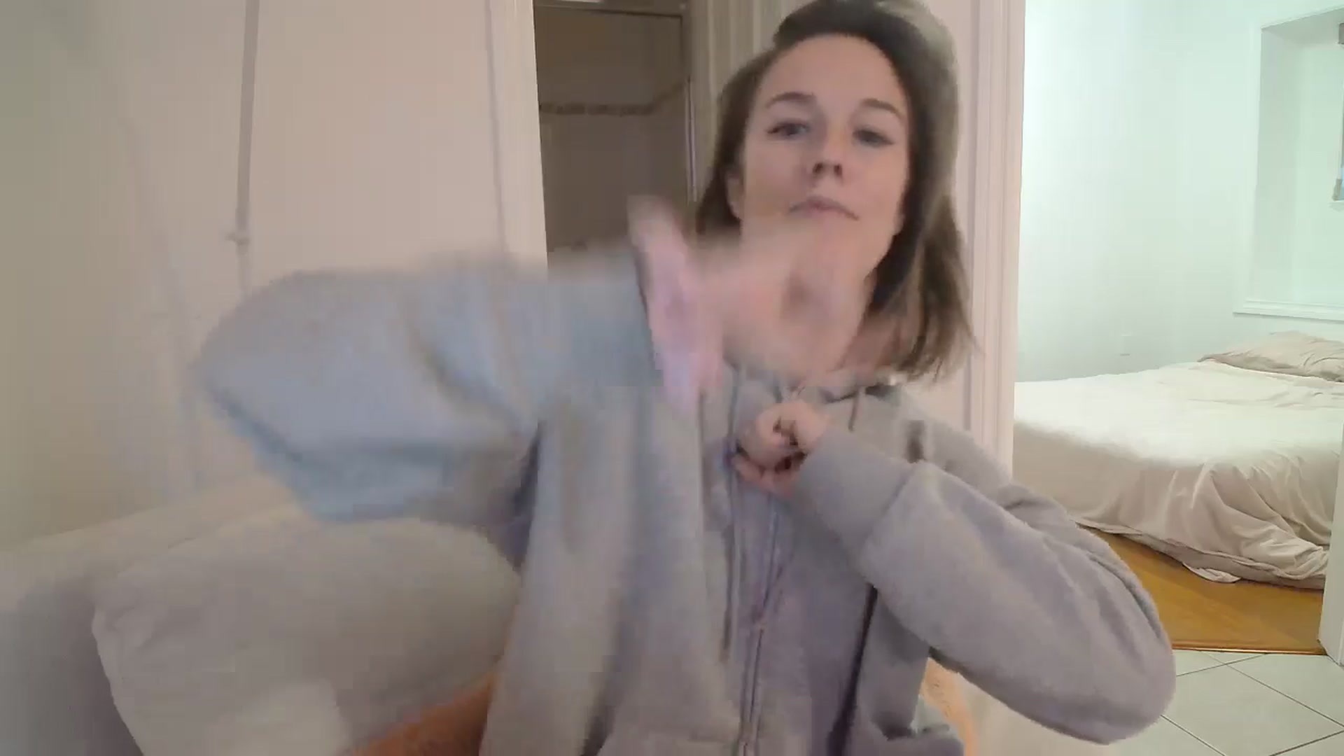 Gallery image thumbnail from CammyCaptain's myfreecams stream on, 01/04/2025, 16:43 image 16 of 20