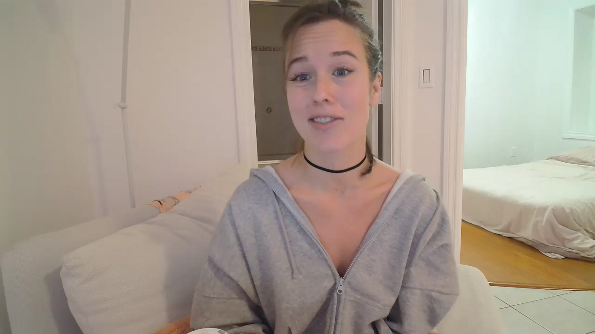 Gallery image thumbnail from CammyCaptain's myfreecams stream on, 01/04/2025, 16:43 image 5 of 20