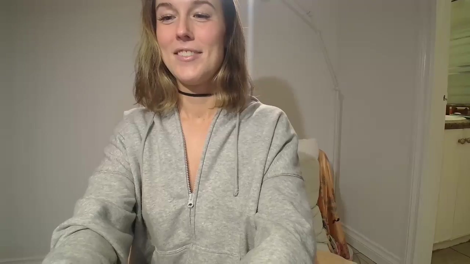 Gallery image thumbnail from CammyCaptain's myfreecams stream on, 01/04/2025, 21:40 image 8 of 20