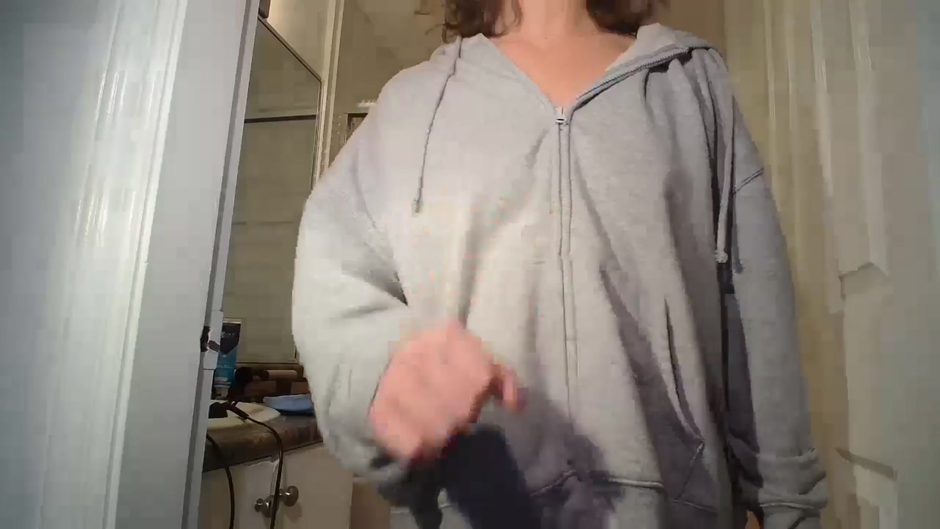 Gallery image thumbnail from CammyCaptain's myfreecams stream on, 01/06/2025, 18:23 image 6 of 20