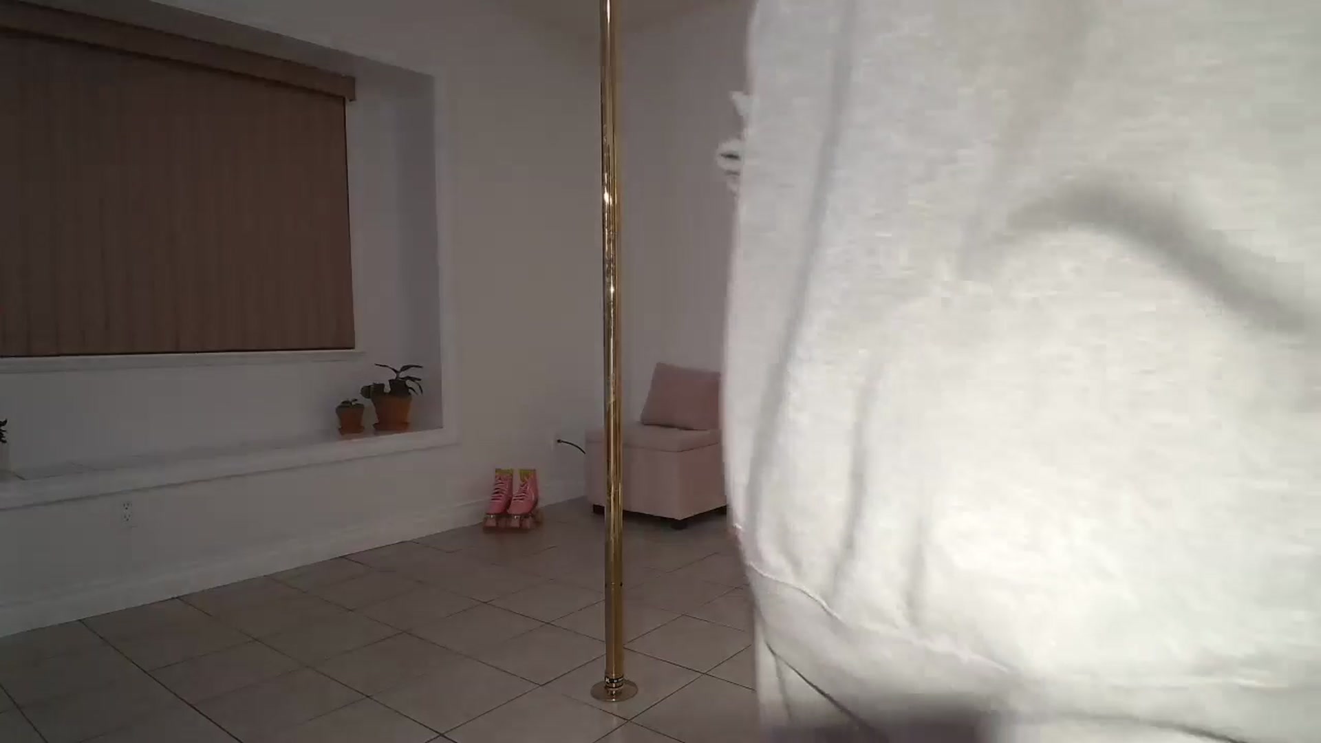 Gallery image thumbnail from CammyCaptain's myfreecams stream on, 01/14/2025, 24:58 image 19 of 20
