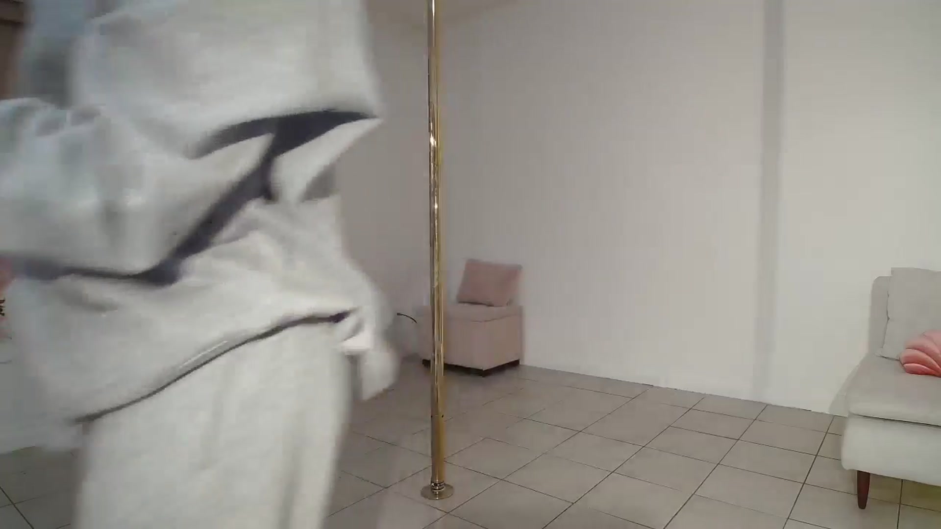 Gallery image thumbnail from CammyCaptain's myfreecams stream on, 01/14/2025, 24:58 image 18 of 20