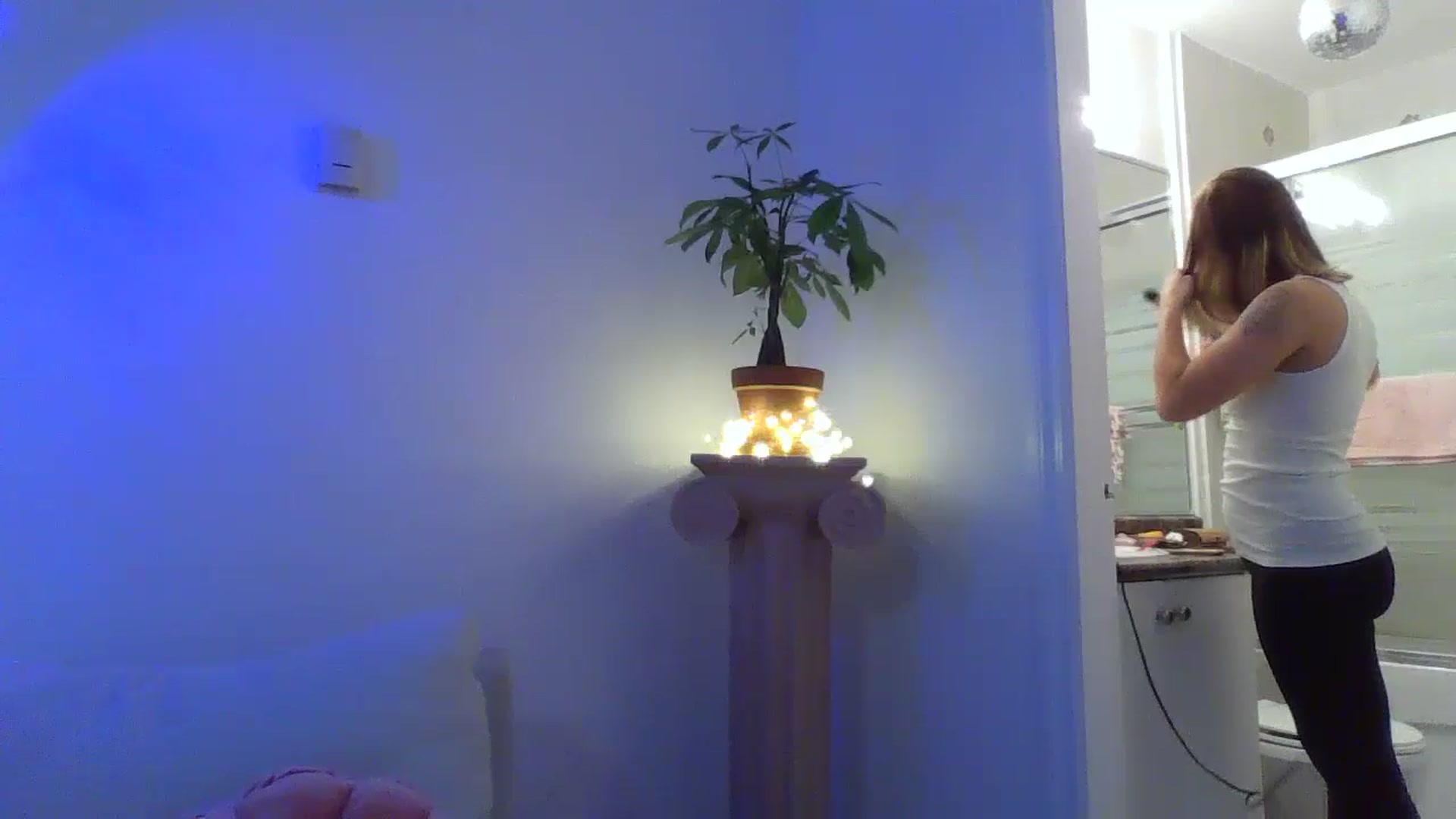 Gallery image thumbnail from CammyCaptain's myfreecams stream on, 01/16/2025, 18:02 image 19 of 20