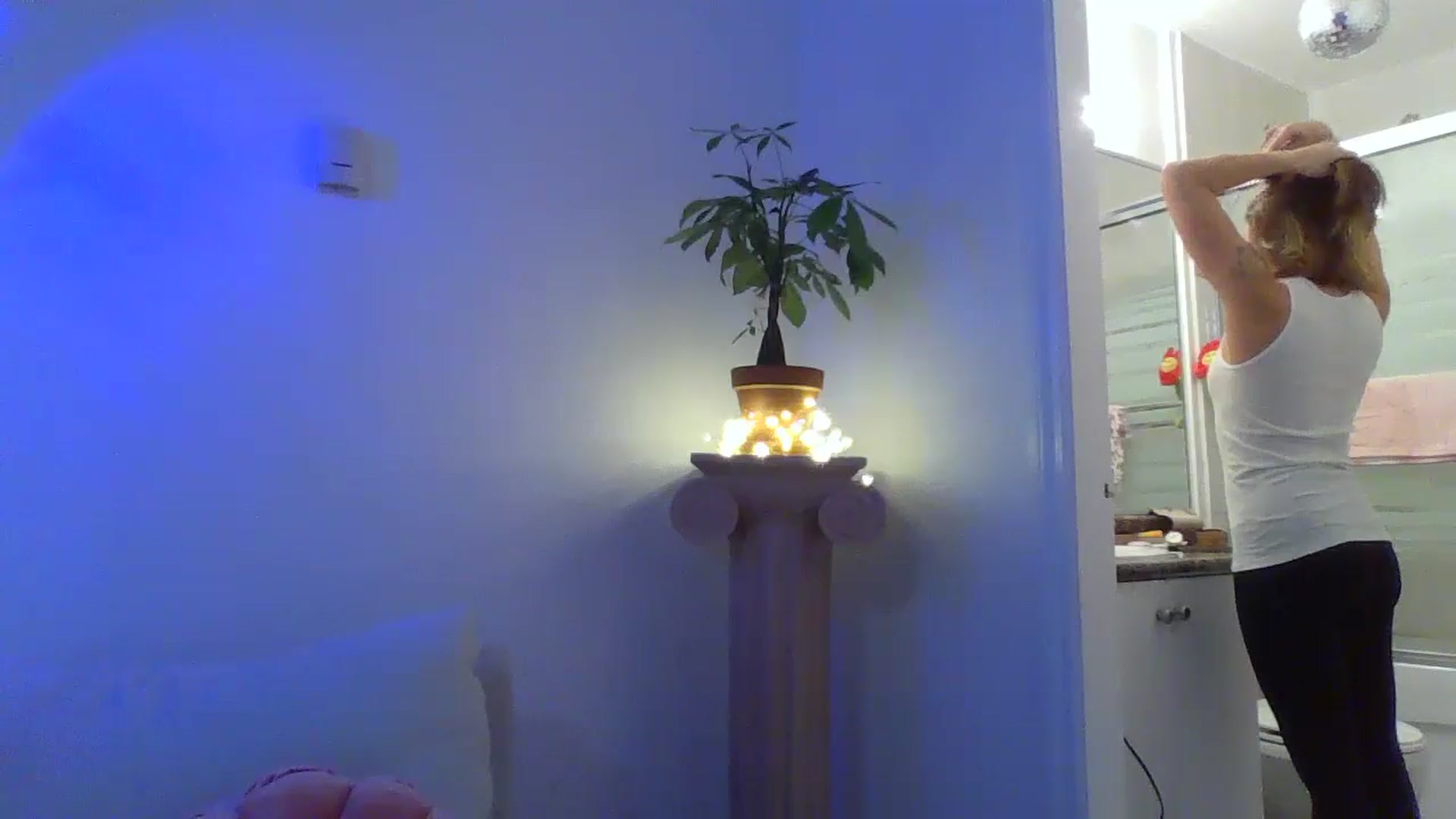 Gallery image thumbnail from CammyCaptain's myfreecams stream on, 01/16/2025, 18:02 image 6 of 20