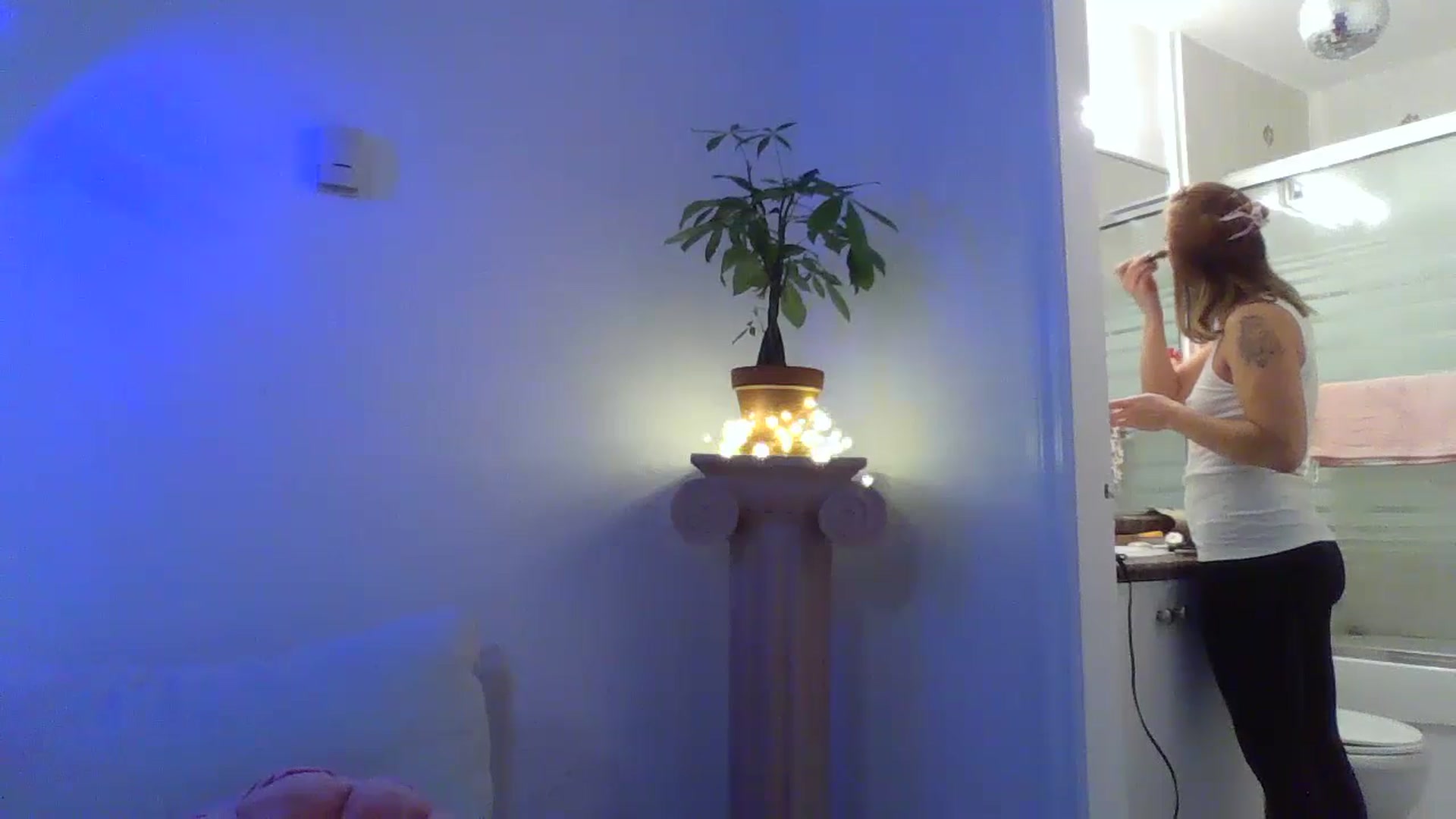 Gallery image thumbnail from CammyCaptain's myfreecams stream on, 01/16/2025, 18:02 image 15 of 20