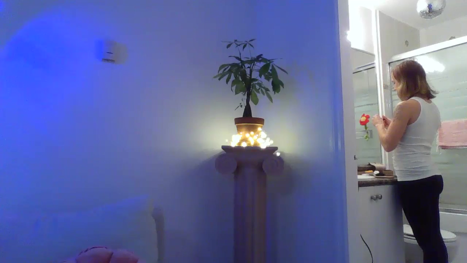 Gallery image thumbnail from CammyCaptain's myfreecams stream on, 01/16/2025, 18:02 image 3 of 20