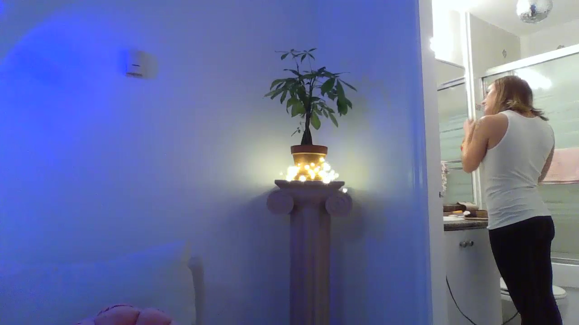 Gallery image thumbnail from CammyCaptain's myfreecams stream on, 01/16/2025, 18:02 image 5 of 20