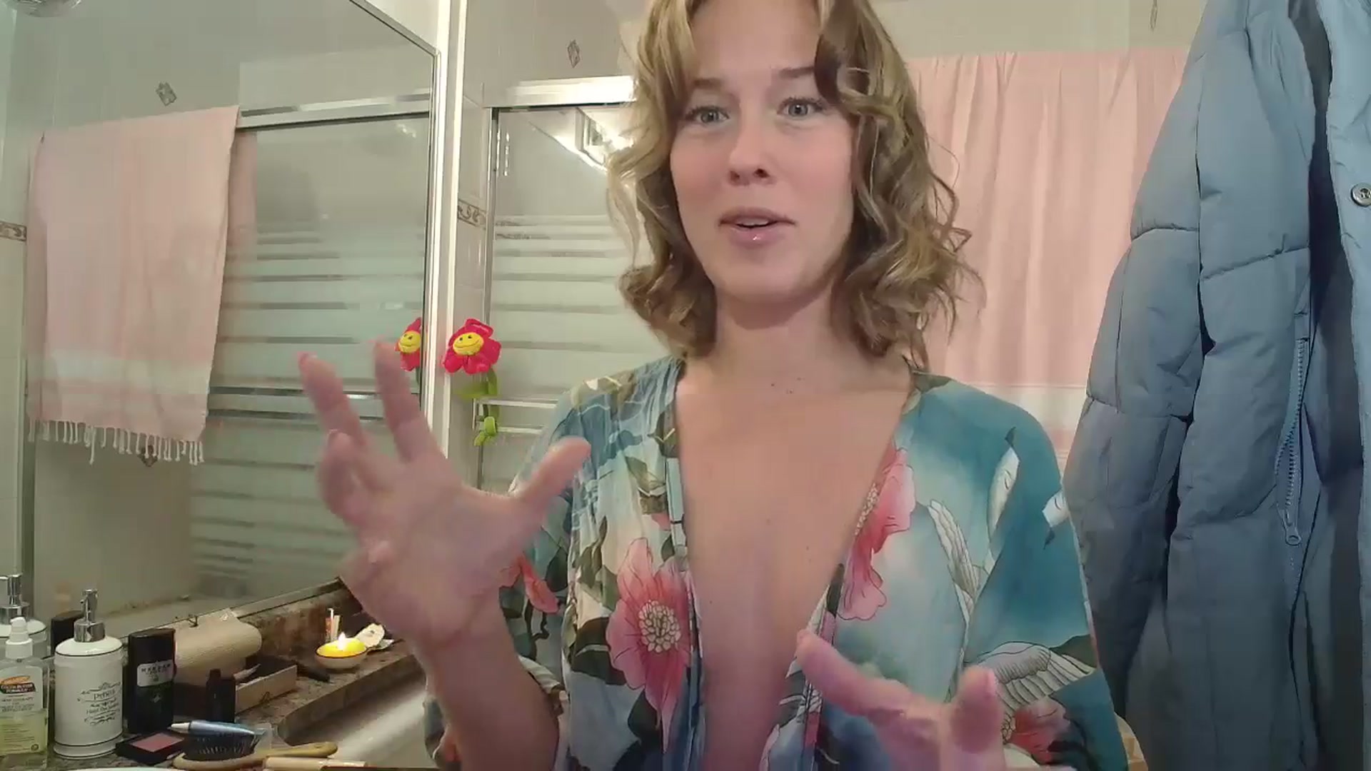 Gallery image thumbnail from CammyCaptain's myfreecams stream on, 01/19/2025, 18:27 image 4 of 20