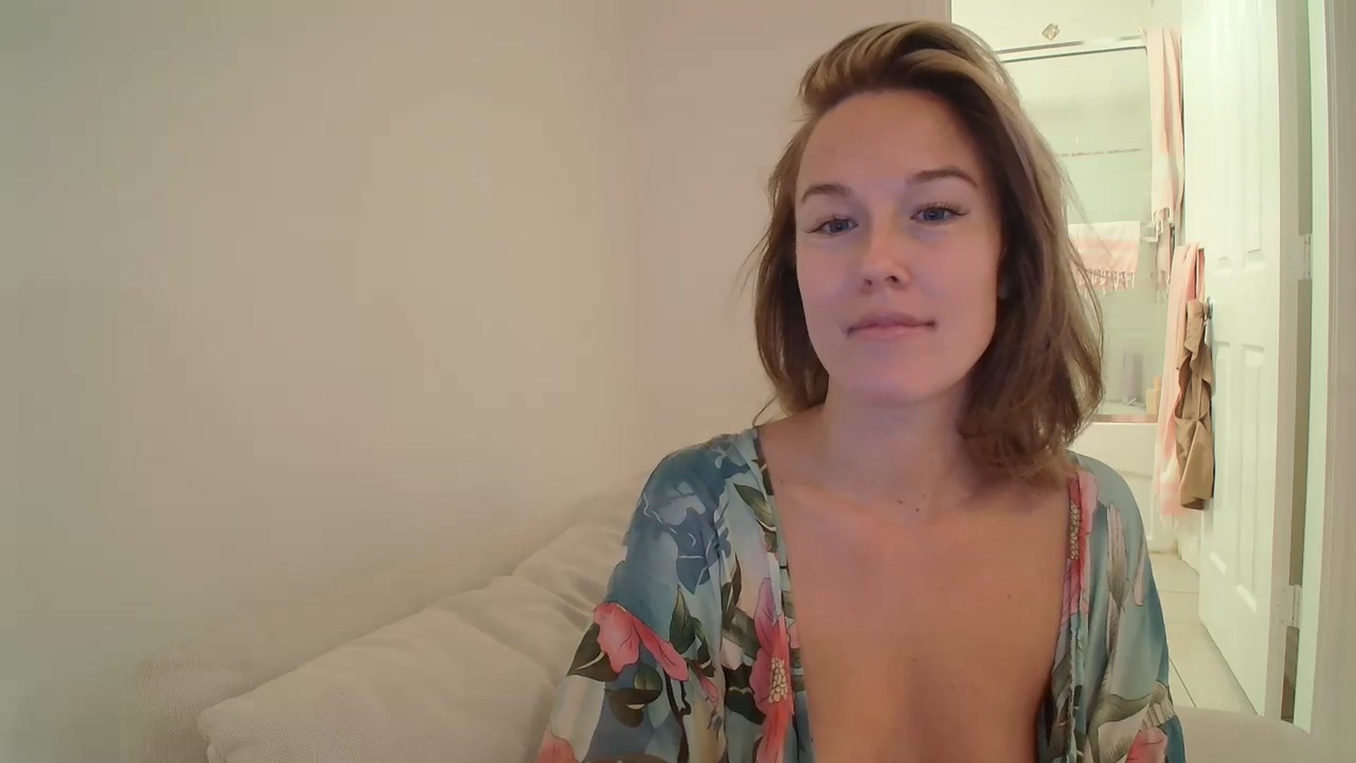 Gallery image thumbnail from CammyCaptain's myfreecams stream on, 01/21/2025, 16:12 image 7 of 20