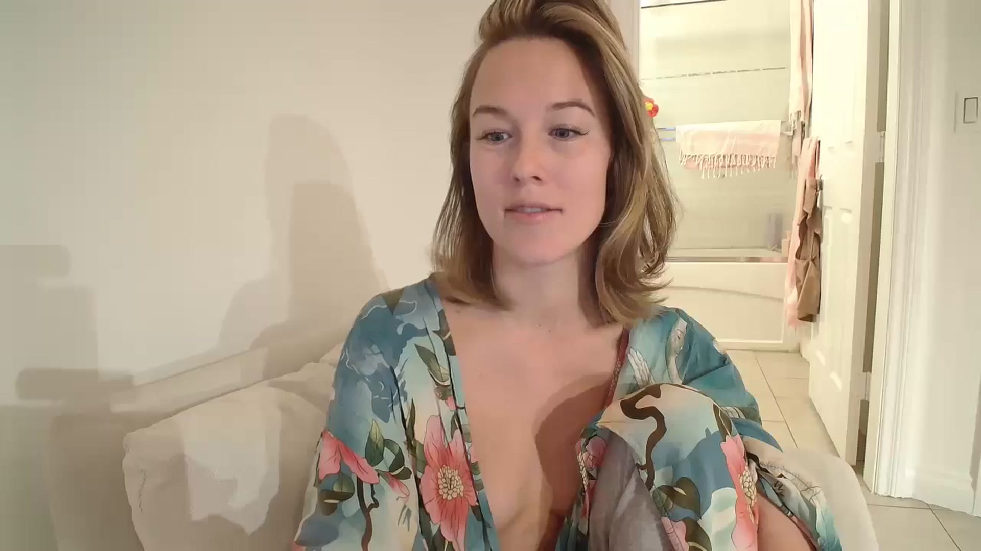Gallery image thumbnail from CammyCaptain's myfreecams stream on, 01/21/2025, 16:12 image 11 of 20