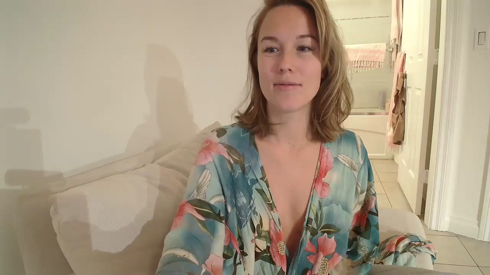 Gallery image thumbnail from CammyCaptain's myfreecams stream on, 01/21/2025, 16:12 image 17 of 20