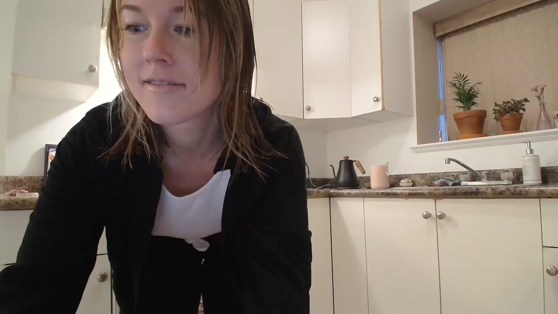 Gallery image thumbnail from CammyCaptain's myfreecams stream on, 01/27/2025, 16:02 image 11 of 20