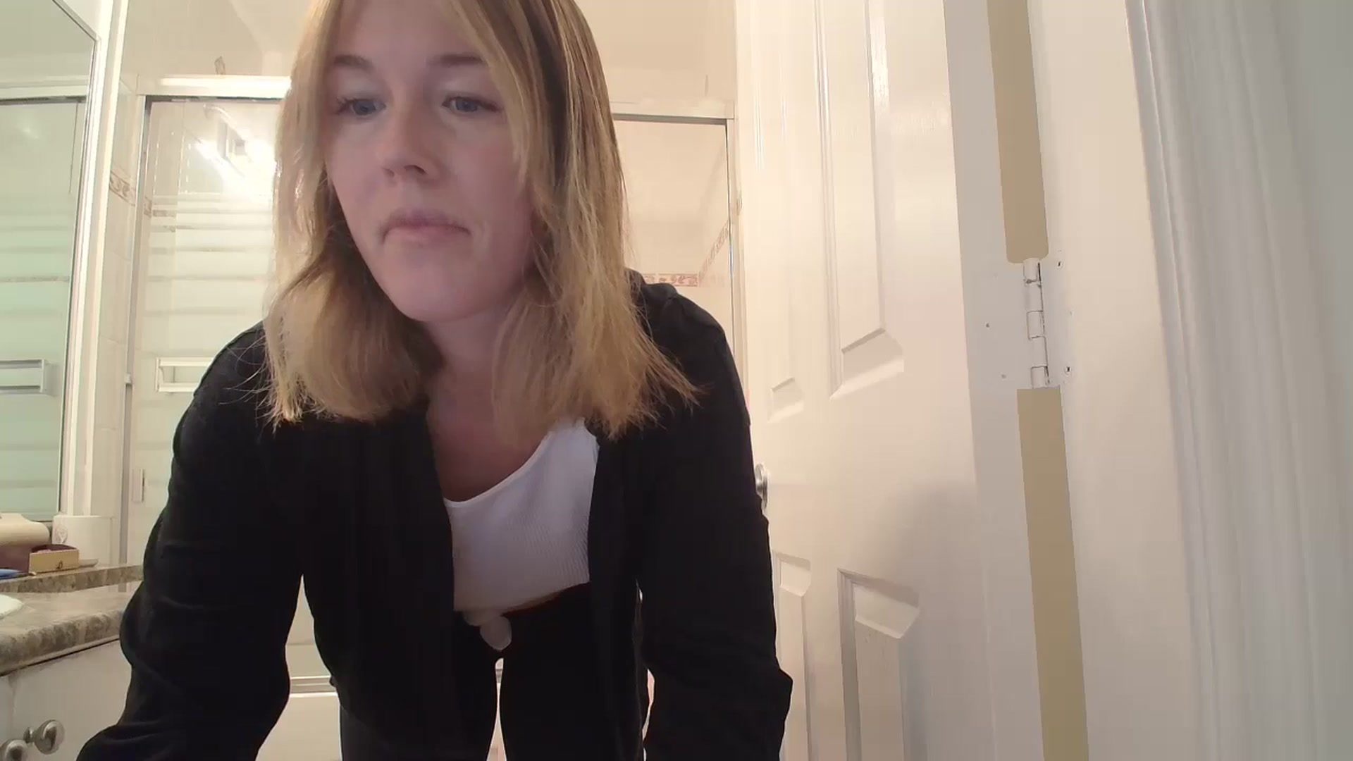 Gallery image thumbnail from CammyCaptain's myfreecams stream on, 01/27/2025, 16:38 image 7 of 20