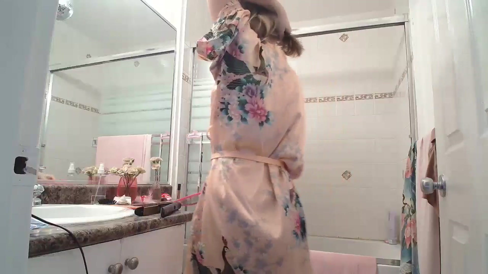 Gallery image thumbnail from CammyCaptain's myfreecams stream on, 02/04/2025, 16:05 image 4 of 20
