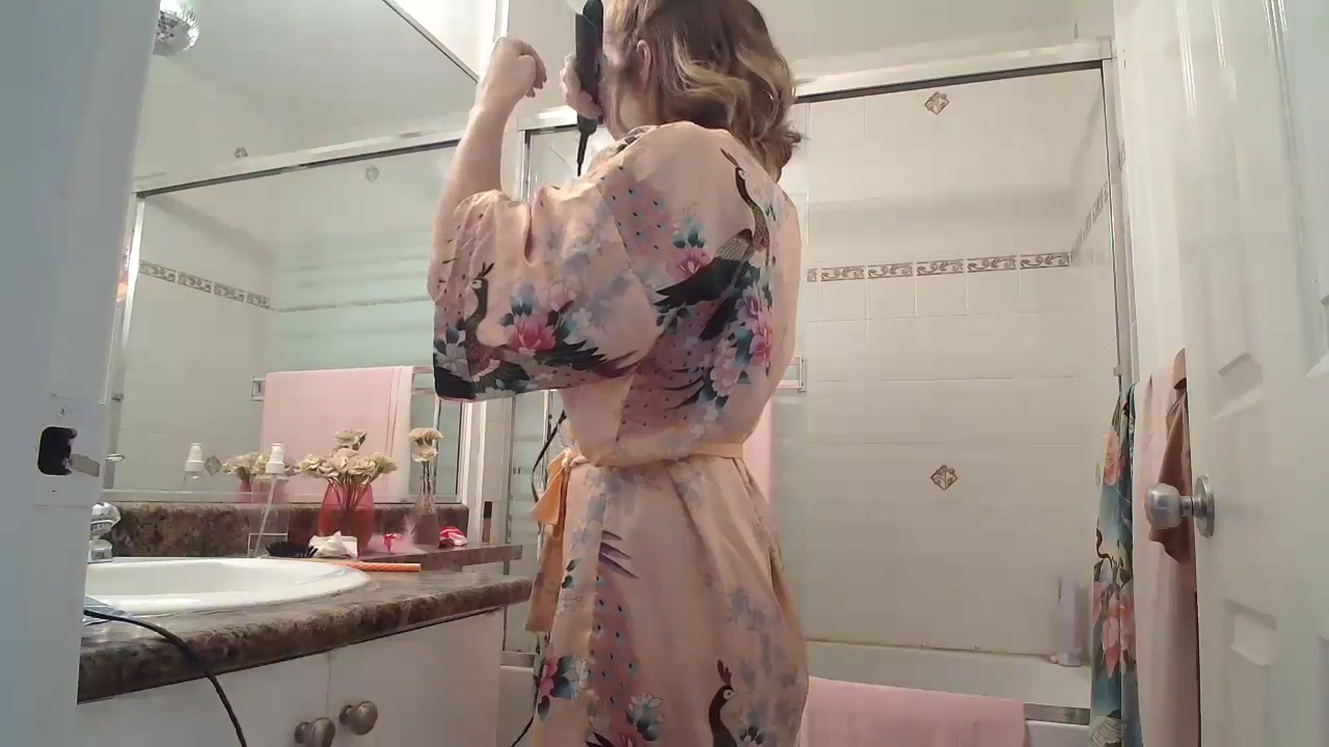 Gallery image thumbnail from CammyCaptain's myfreecams stream on, 02/04/2025, 16:05 image 6 of 20