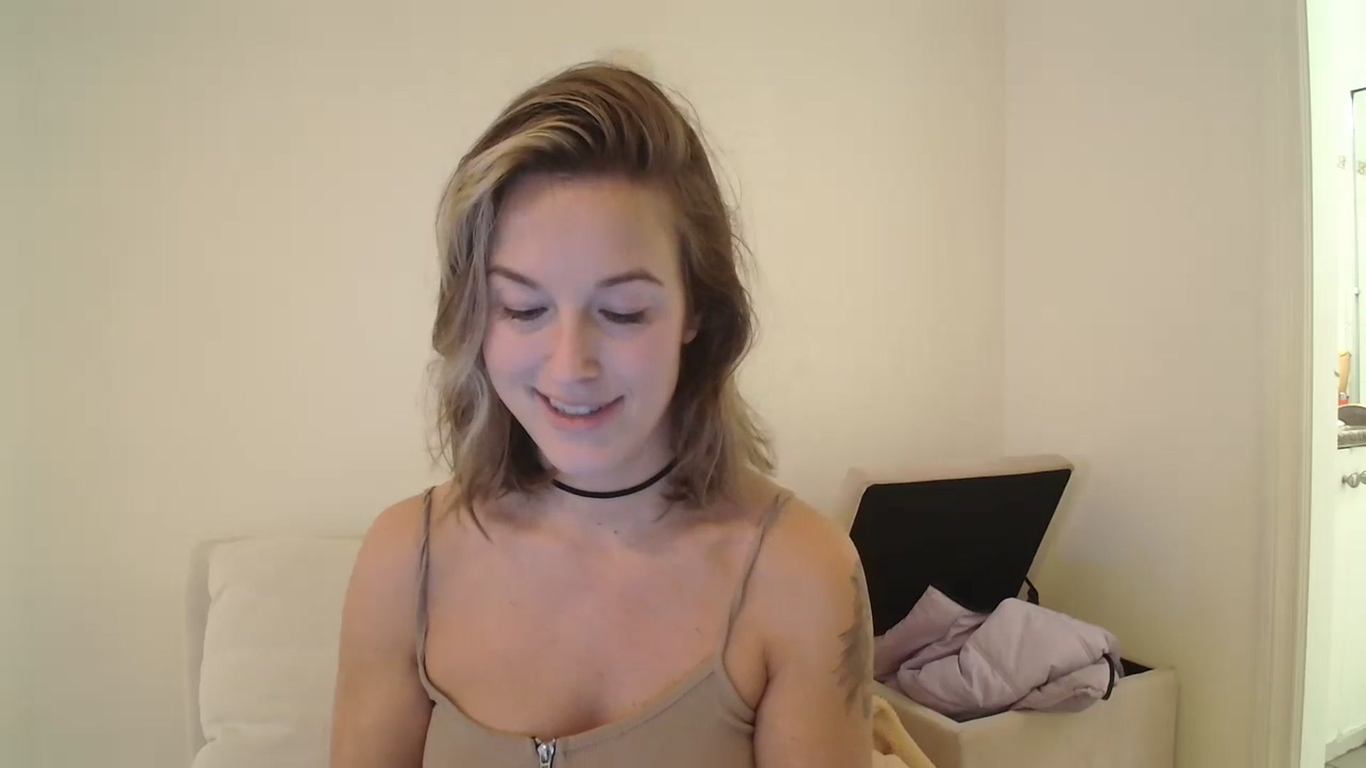 Gallery image thumbnail from CammyCaptain's myfreecams stream on, 02/06/2025, 16:28 image 19 of 20