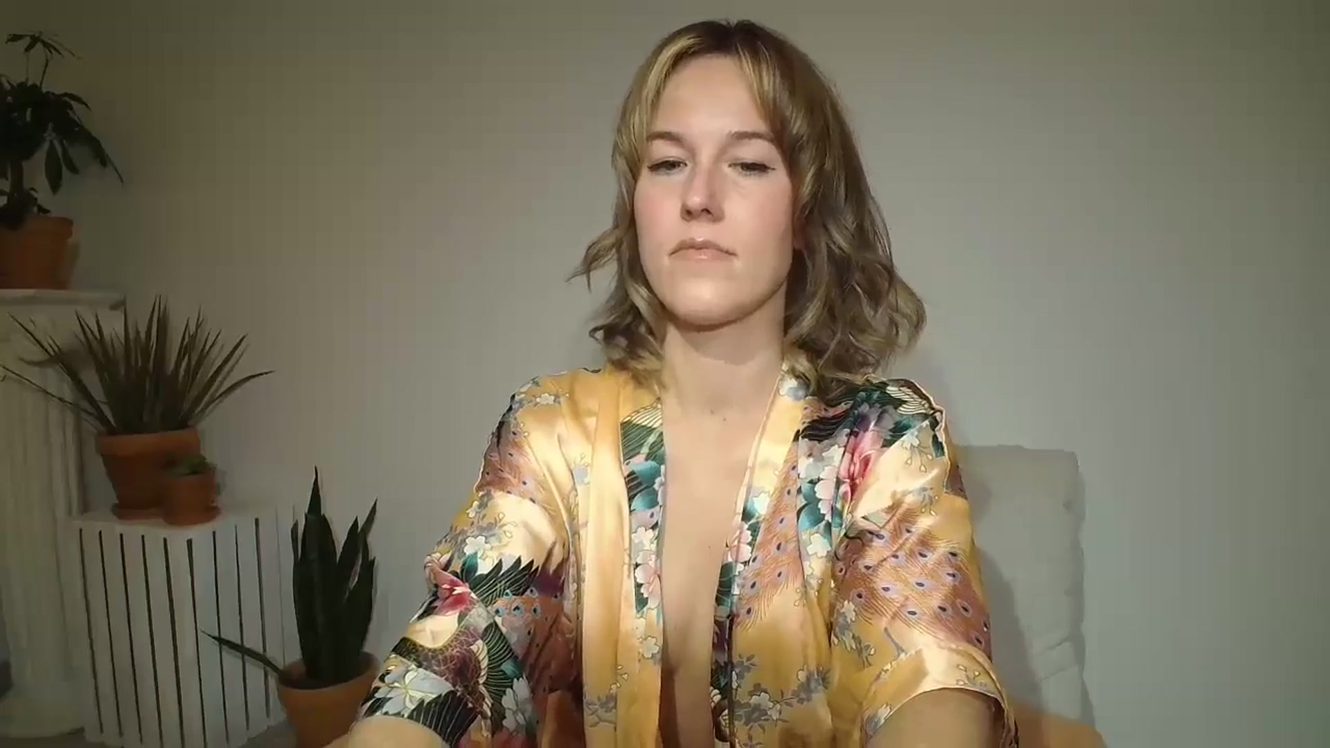 Gallery image thumbnail from CammyCaptain's myfreecams stream on, 02/19/2025, 17:37 image 14 of 20