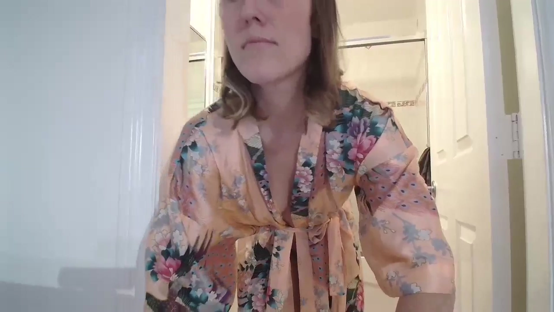 Gallery image thumbnail from CammyCaptain's myfreecams stream on, 03/04/2025, 19:51 image 3 of 20