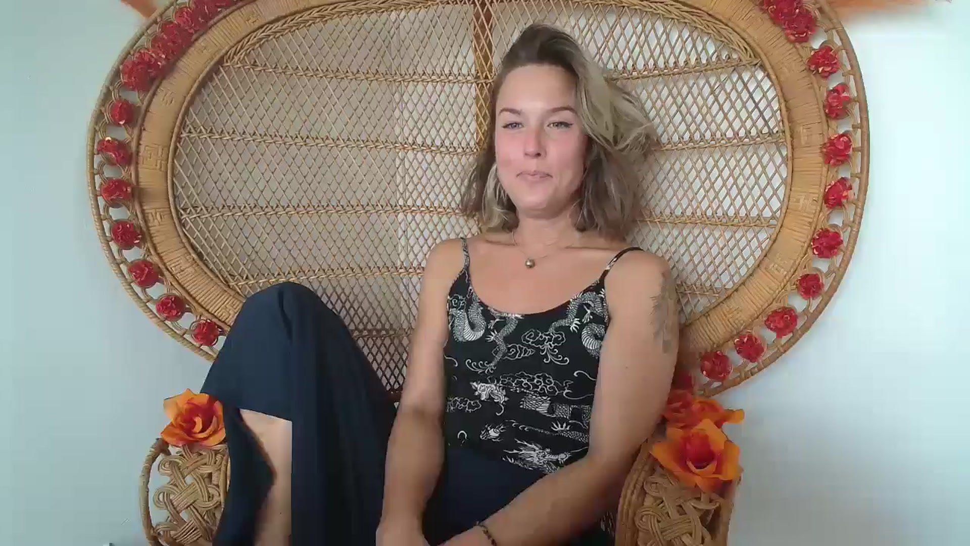 Gallery image thumbnail from CammyModel's myfreecams stream on, 08/09/2024, 16:32 image 10 of 20