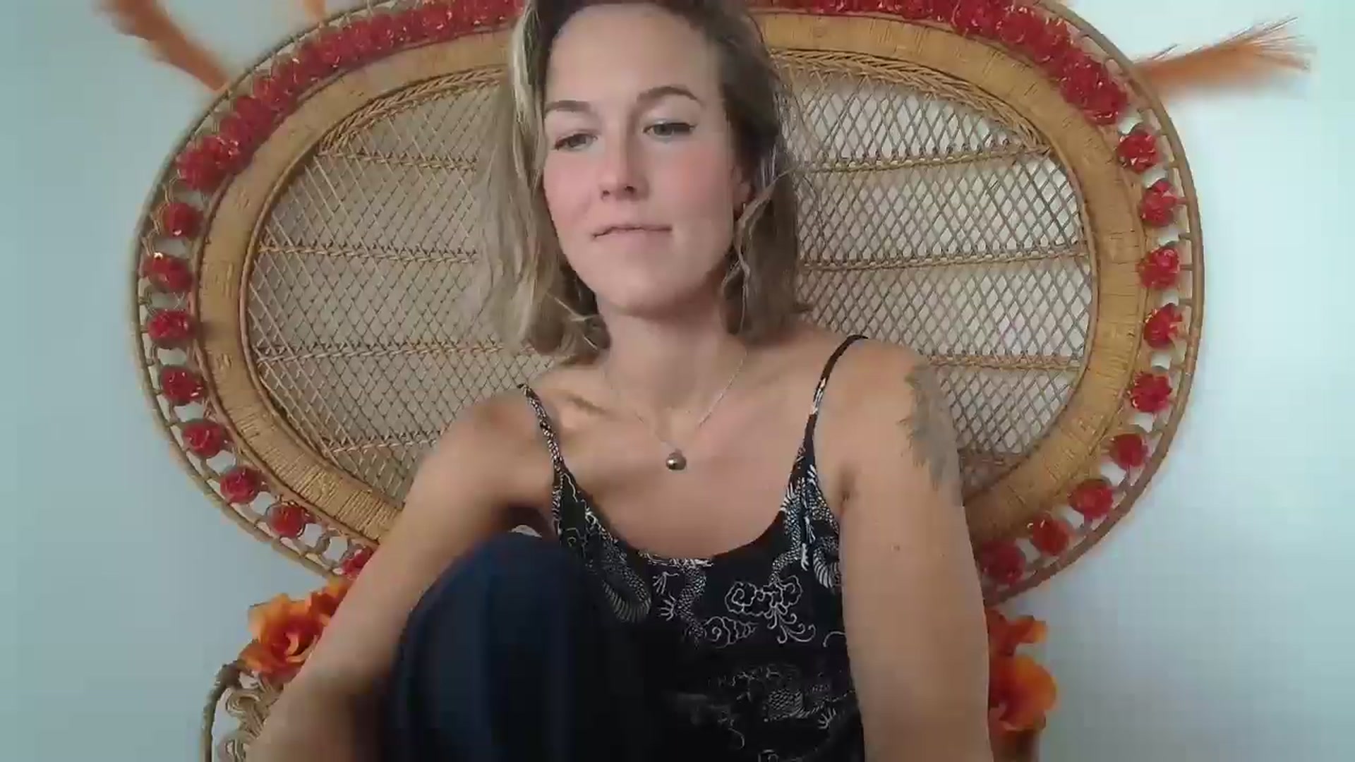 Gallery image thumbnail from CammyModel's myfreecams stream on, 08/09/2024, 16:32 image 4 of 20