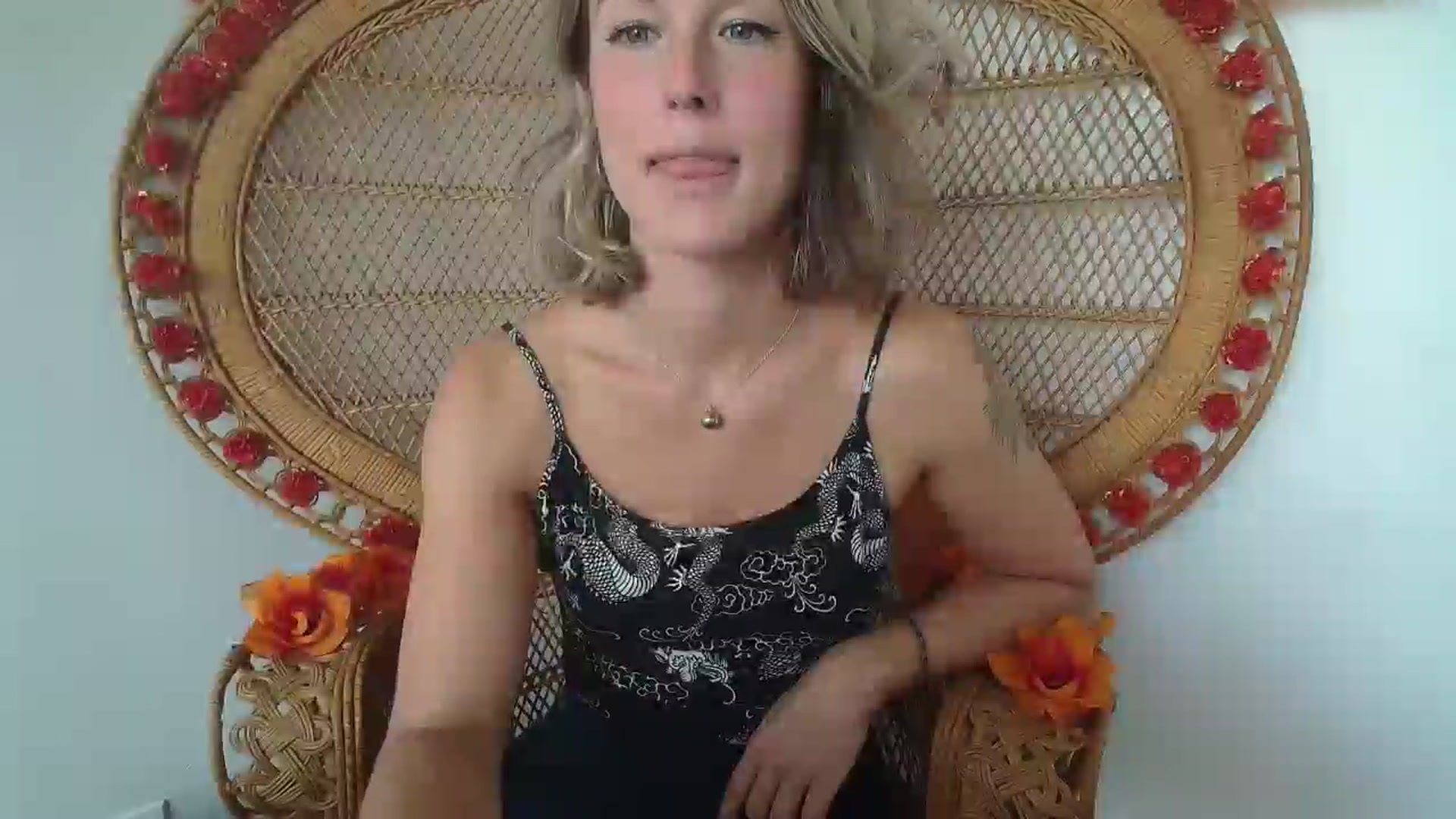 Gallery image thumbnail from CammyModel's myfreecams stream on, 08/09/2024, 16:32 image 8 of 20
