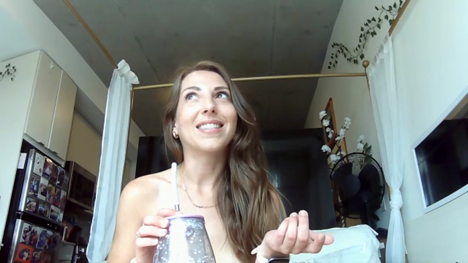 Gallery image thumbnail from CanadaBunny's myfreecams stream on, 07/03/2023, 19:42 image 18 of 20