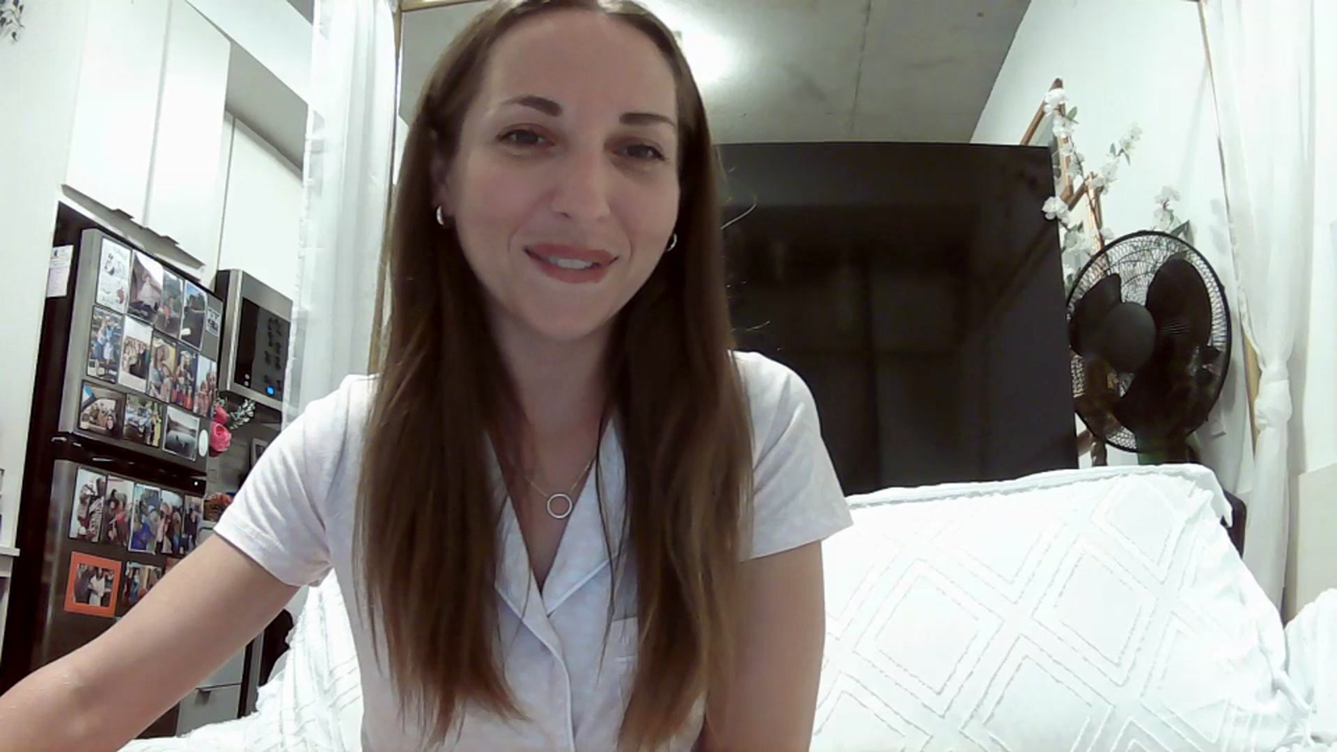 Gallery image thumbnail from CanadaBunny's myfreecams stream on, 07/18/2023, 01:13 image 16 of 20