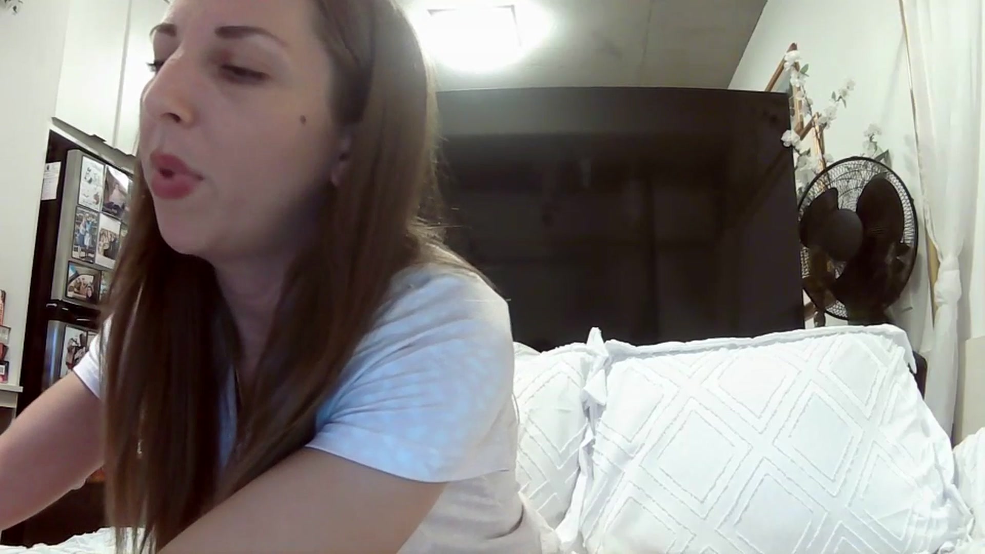 Gallery image thumbnail from CanadaBunny's myfreecams stream on, 07/18/2023, 01:13 image 3 of 20